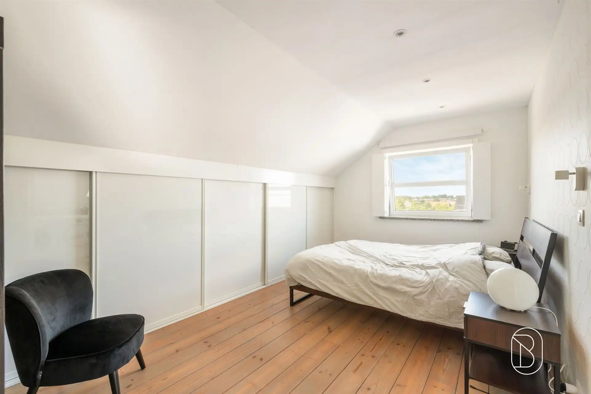Goed gelegen éénkamerappartement te Dikkelvenne foto 5