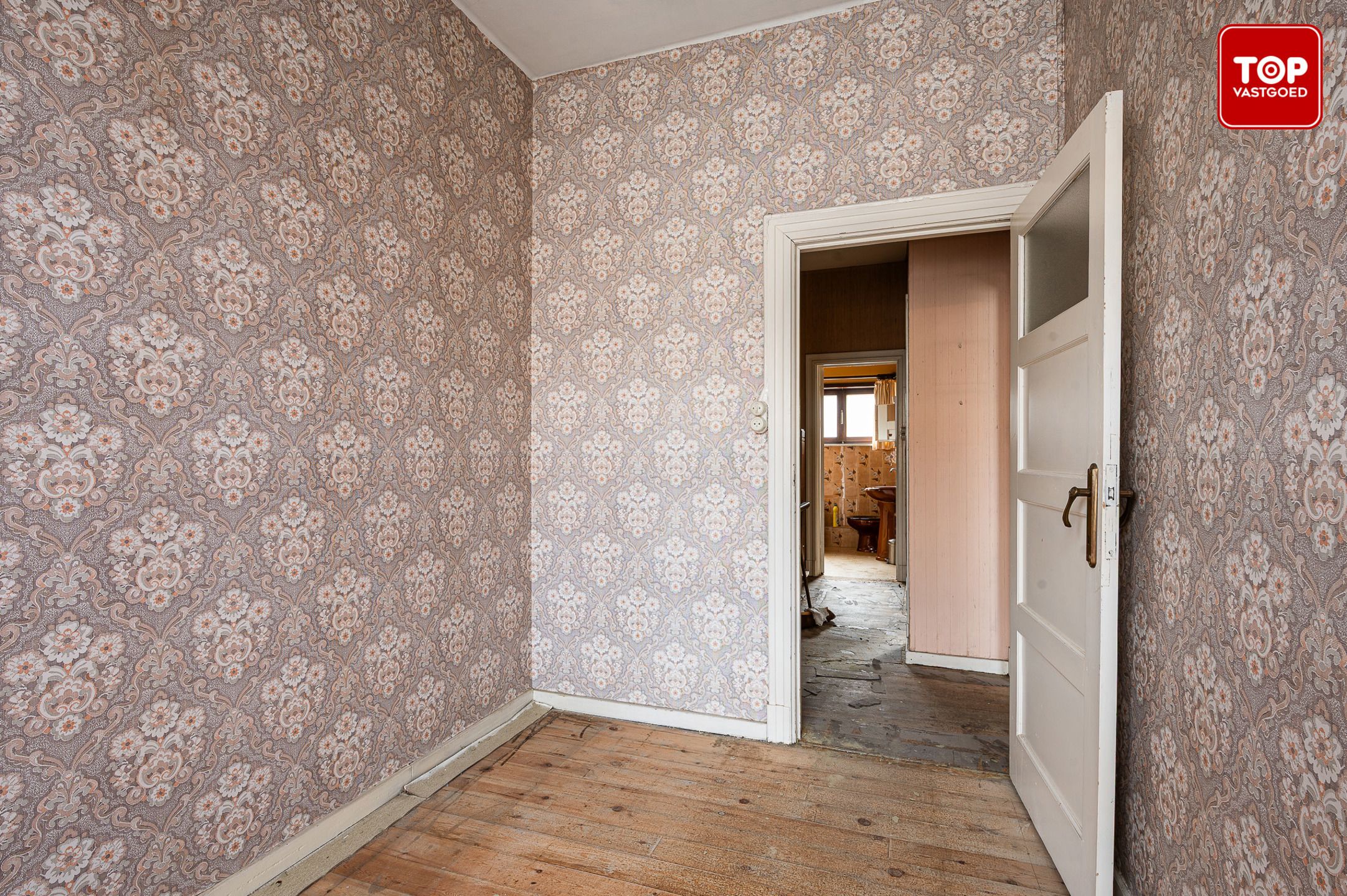 Ruime te renoveren woning met 6 slaapkamers te koop in Gent foto 15