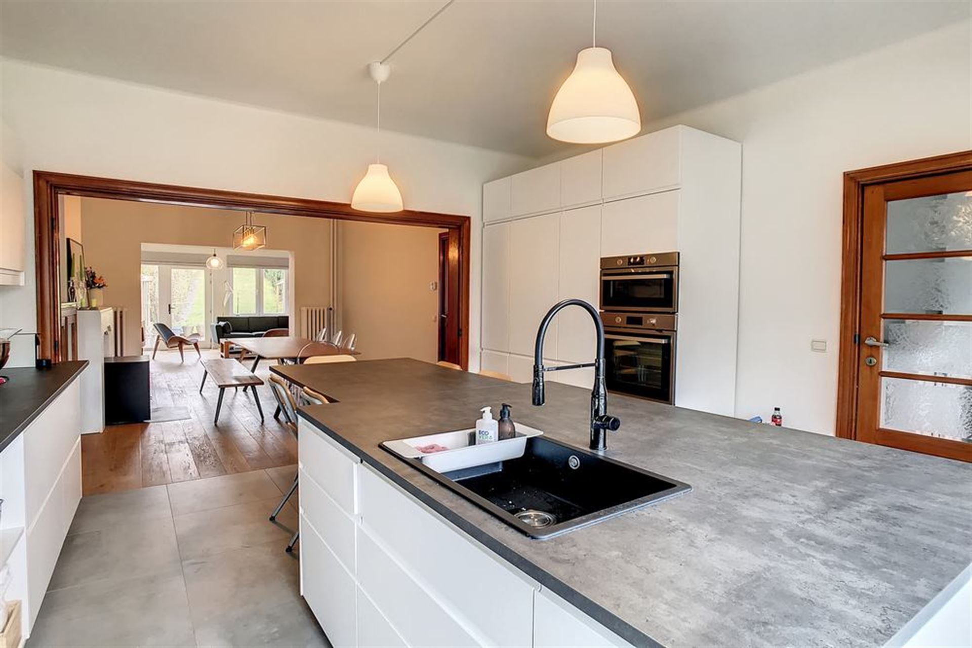 Gerenoveerde woning foto 3