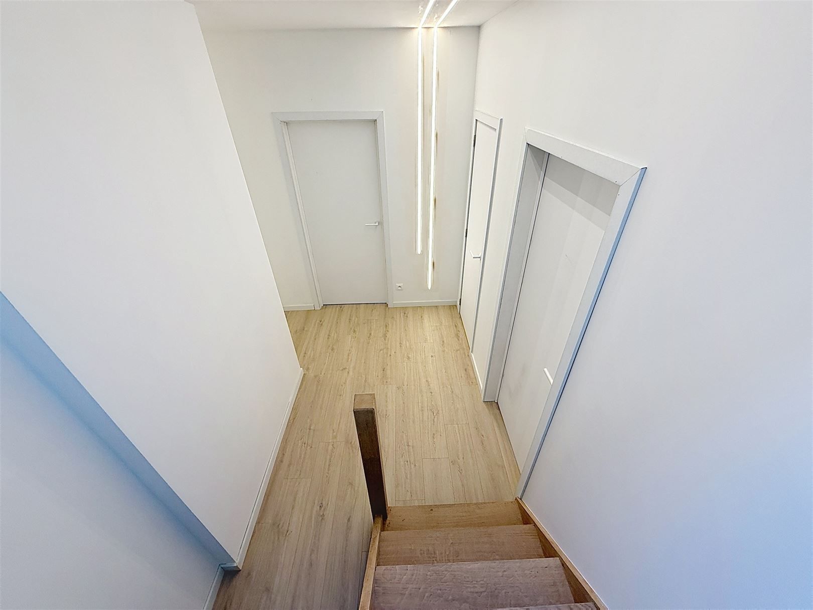 Energiezuinige, volledig gerenoveerde hoeve met bijgebouwen, 7a 83ca foto 55