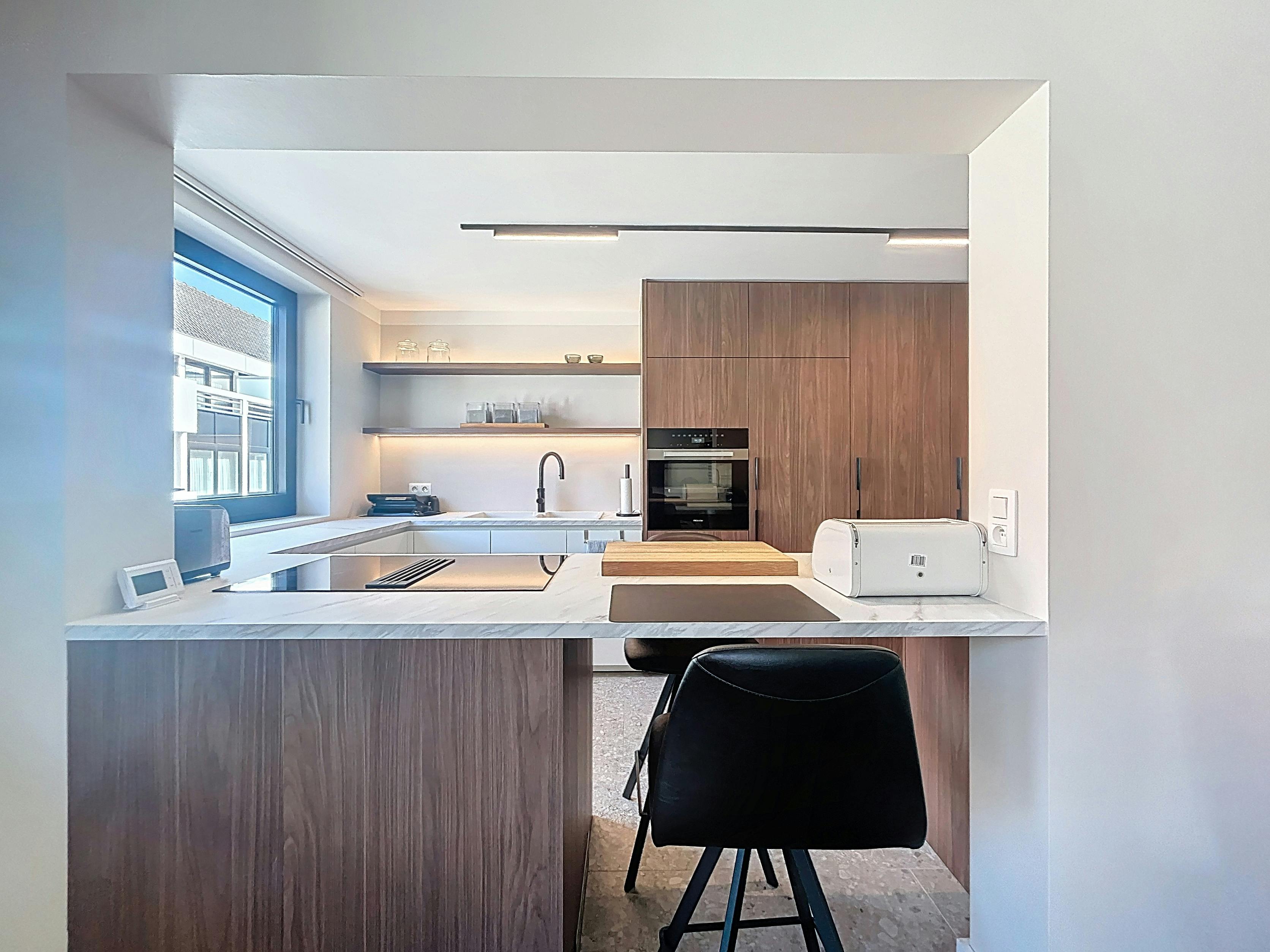 Bijzonder ruim appartement te huur centrum Waregem foto 8