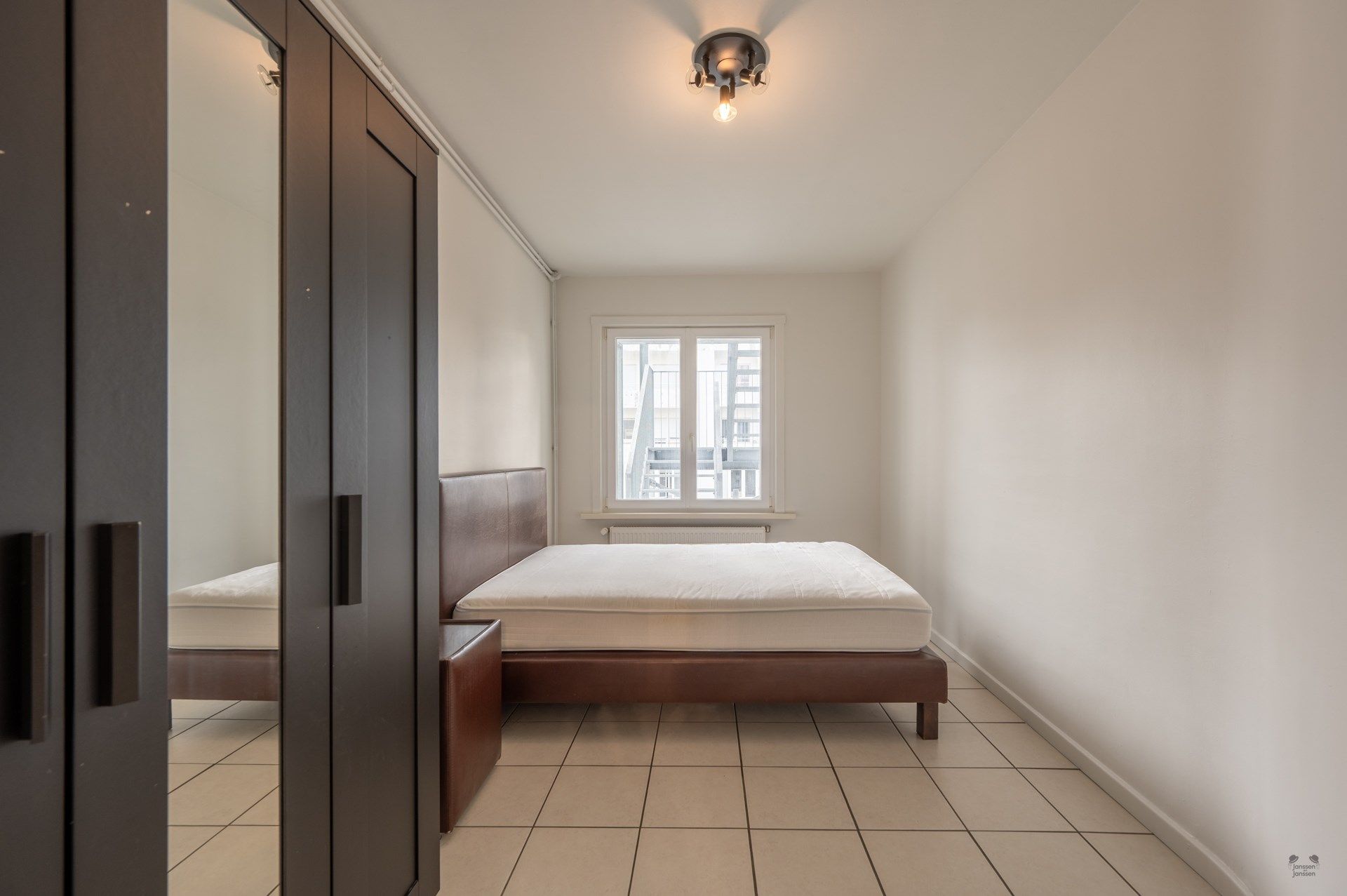 Ruim Instapklaar Appartement op de Zeedijk foto 13