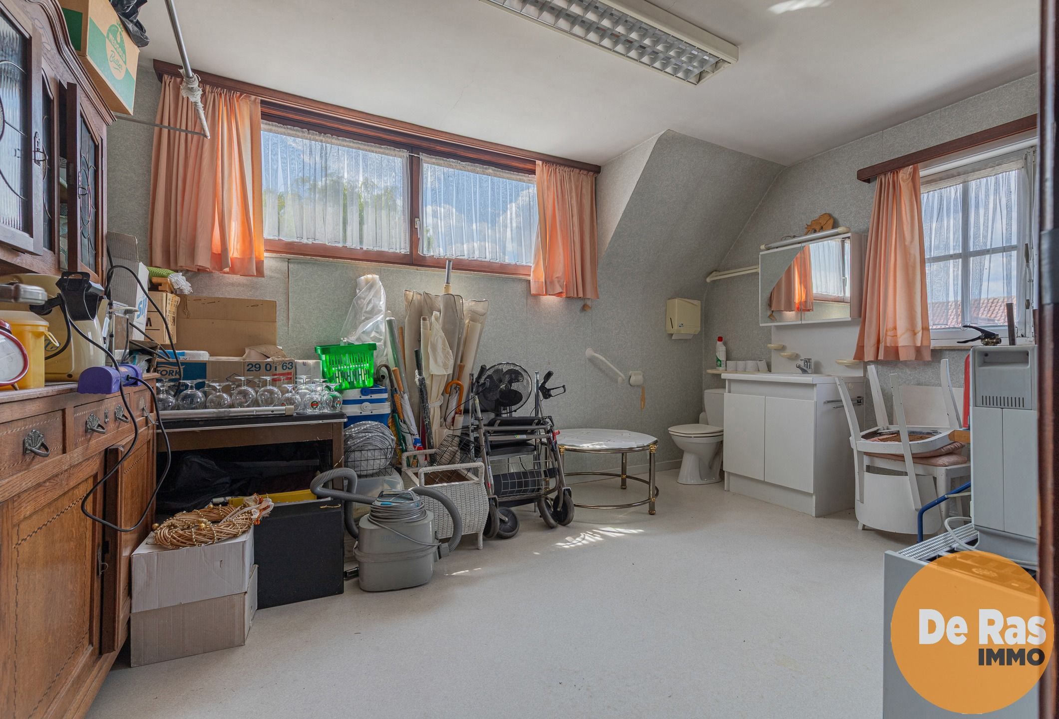 AALST – Halfopen bebouwing met villa-allure op 3114 m² foto 16