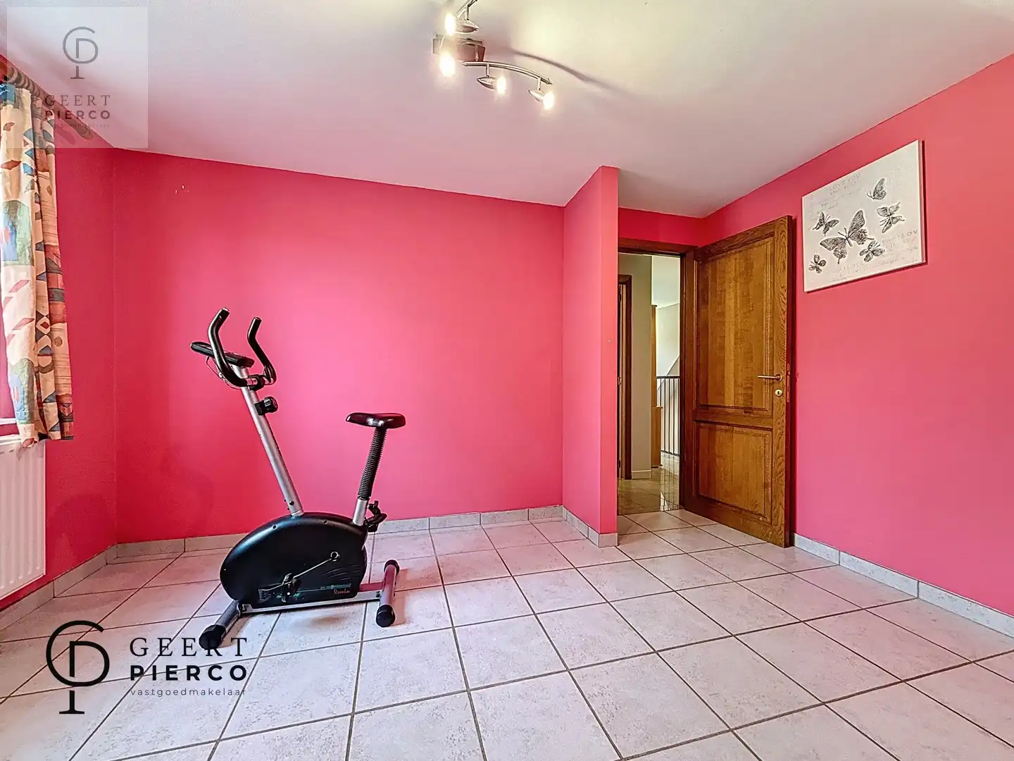 Knappe villa op 22are 93ca foto 29