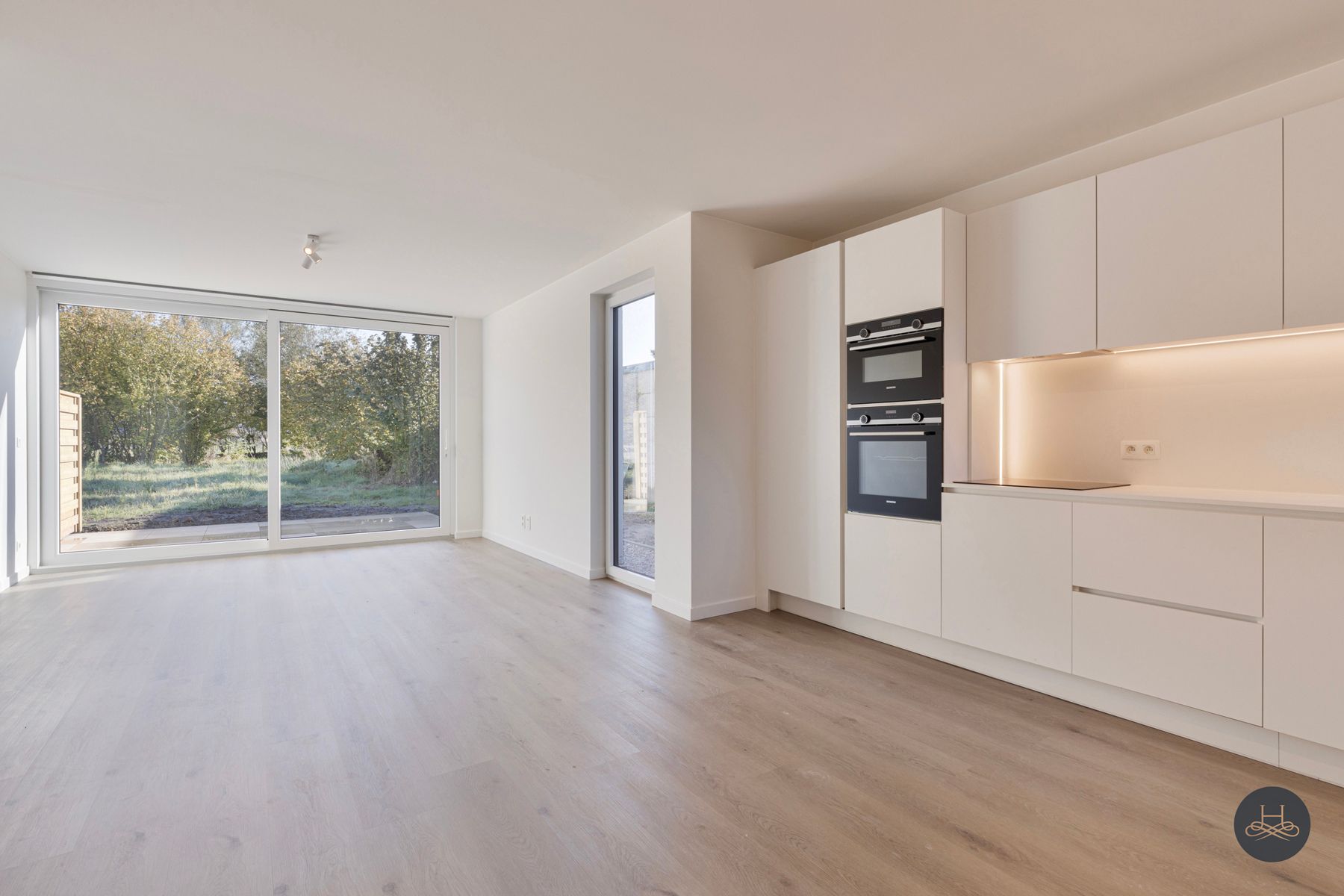 Instapklare woning met 3 ruime slaapkamers en 2 badkamers foto 2