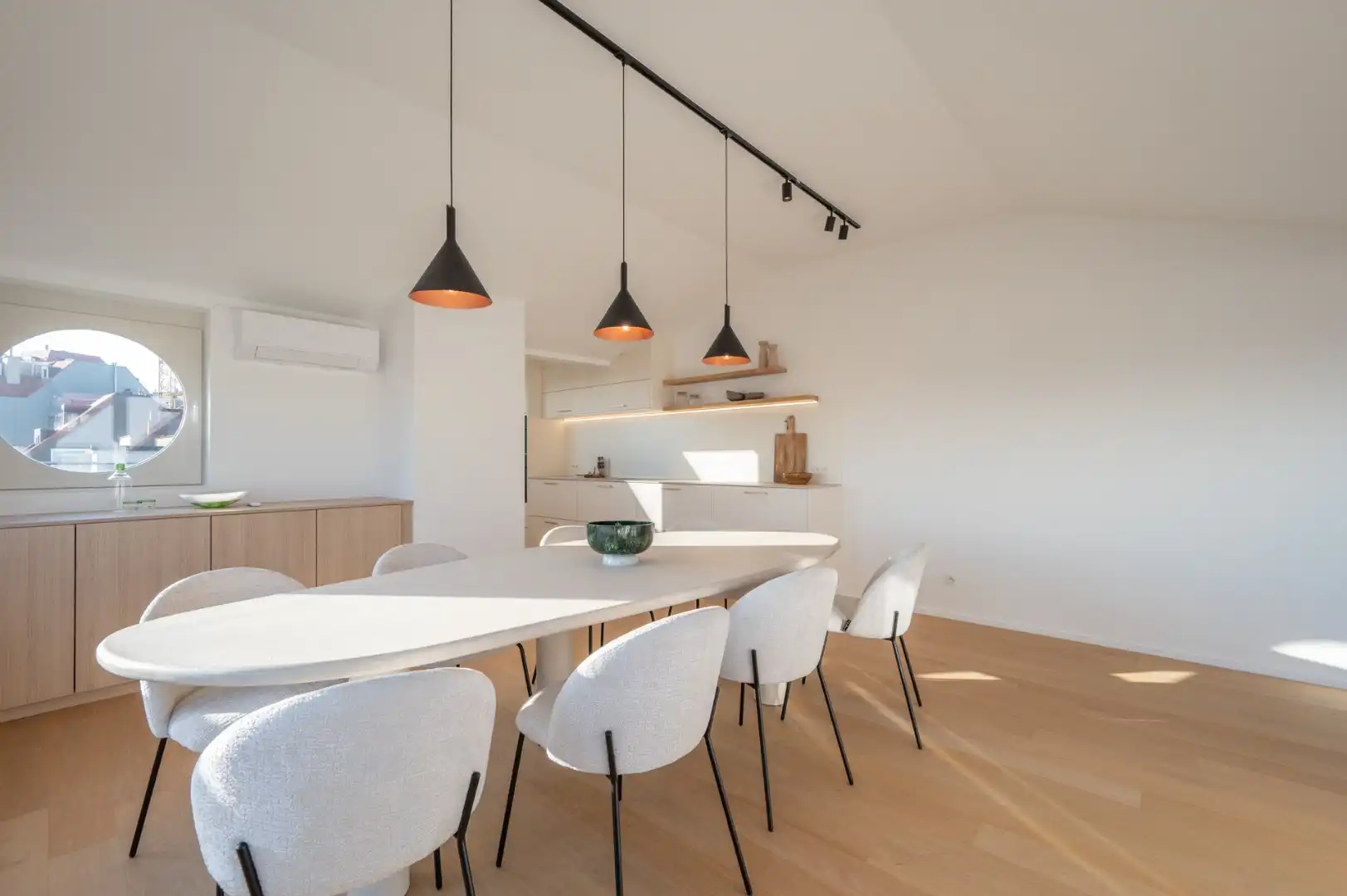 Ruime penthouse van 174 m² met vier slaapkamers en zonneterras foto 8