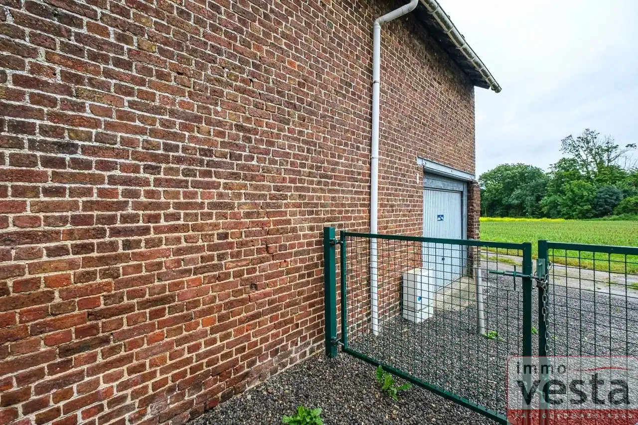 Verzorgde woning met drie slaapkamers foto 20