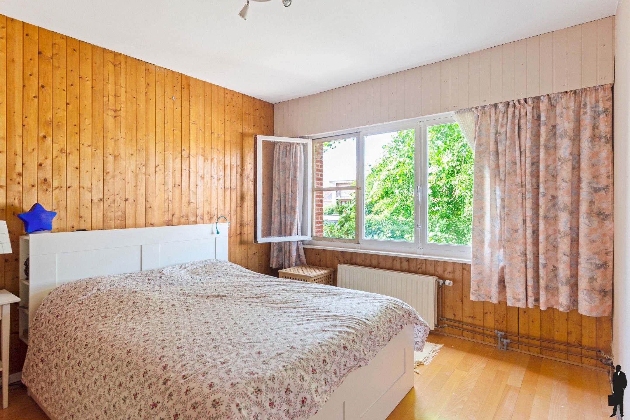 Te renoveren woning met 3 slpks in het hartje van Aartselaar foto 15