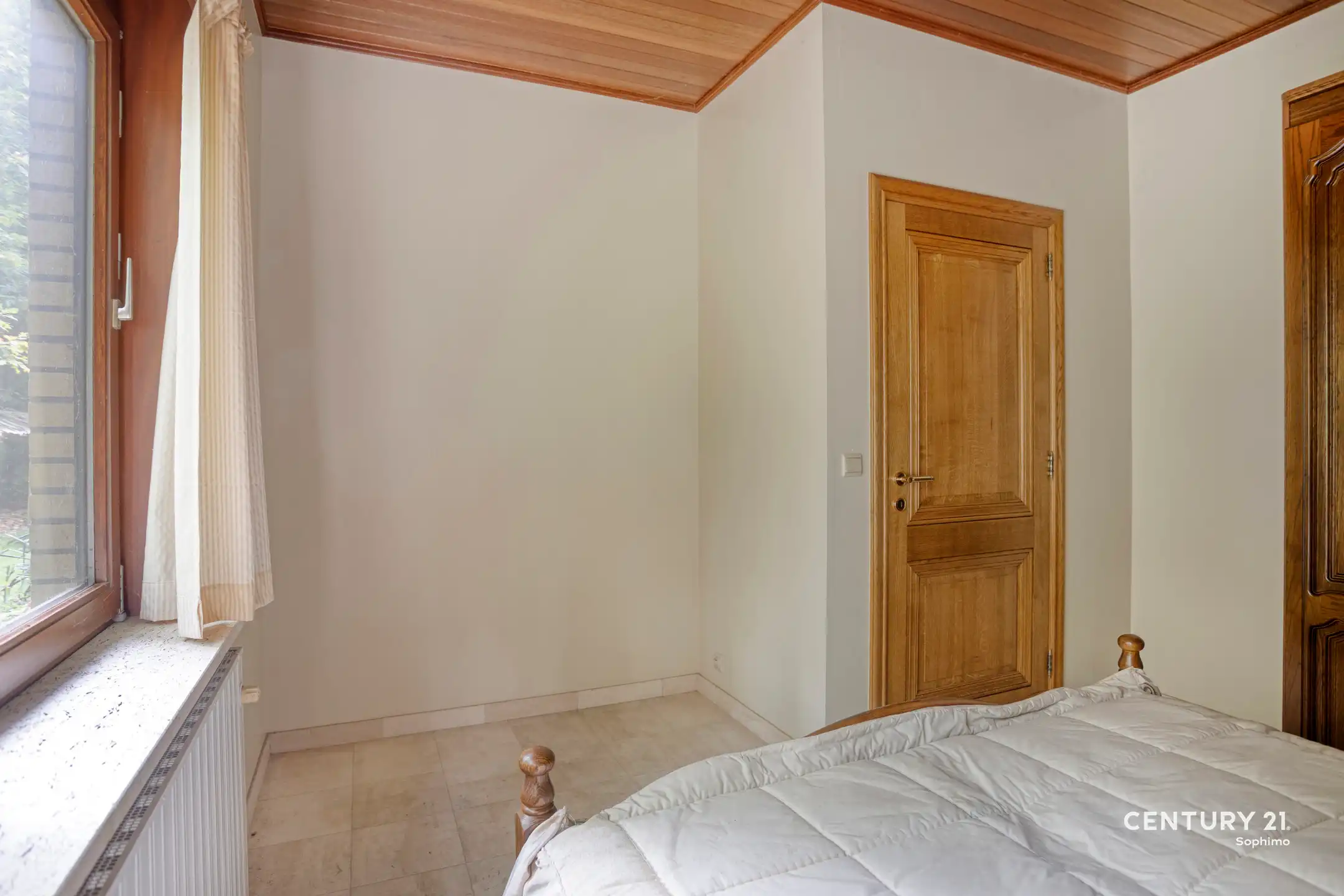 Achterin gelegen woning op perceel van 46a  foto 12