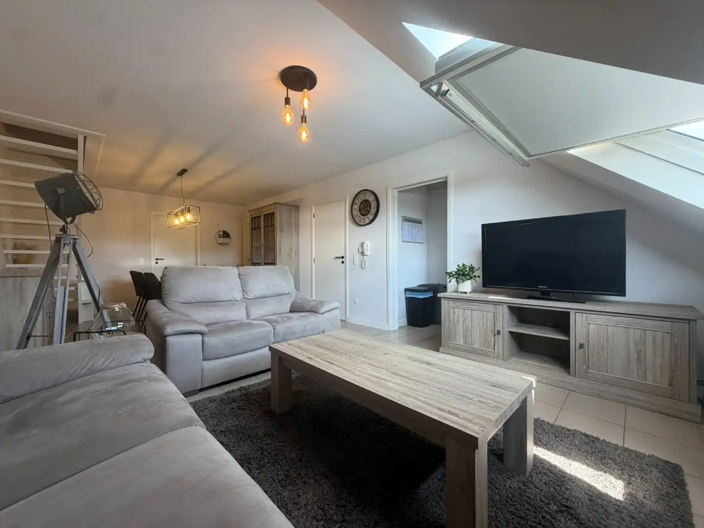Verzorgd appartement met 2 slaapkamers in kleinschalige residentie vlakbij het centrum van Munsterbilzen foto 2