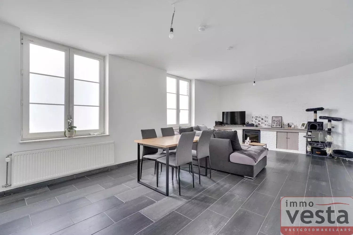 Ruime, gerenoveerde woning op een goede locatie foto 5