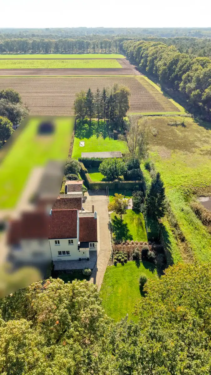 Charmante erfpachtwoning met 3 slpk op ca 3.226m². foto 3