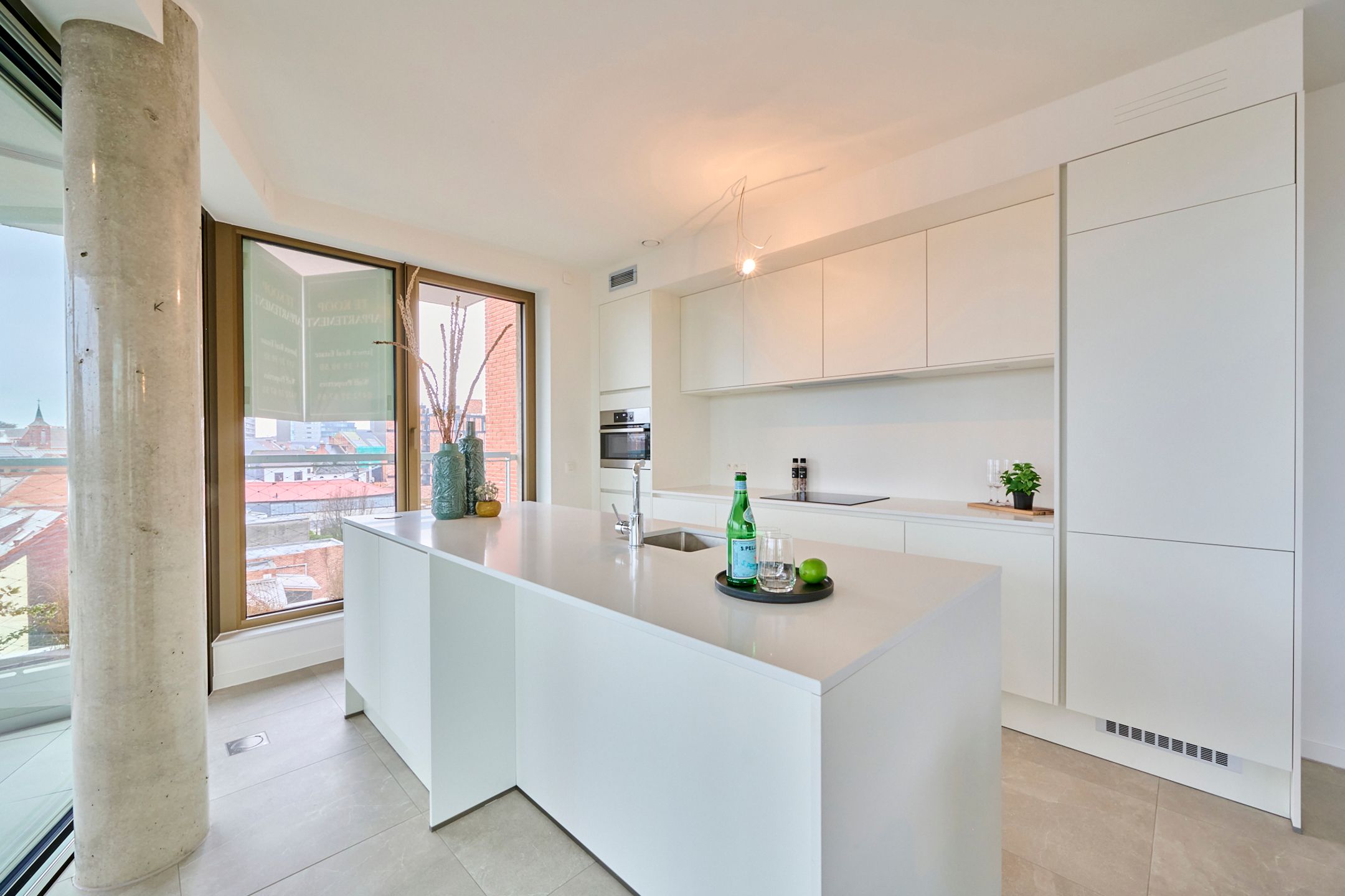 APPARTEMENT MET WINTERTUIN, 138m², 2 SLAAPKAMERS 2 BADKAMERS foto 8