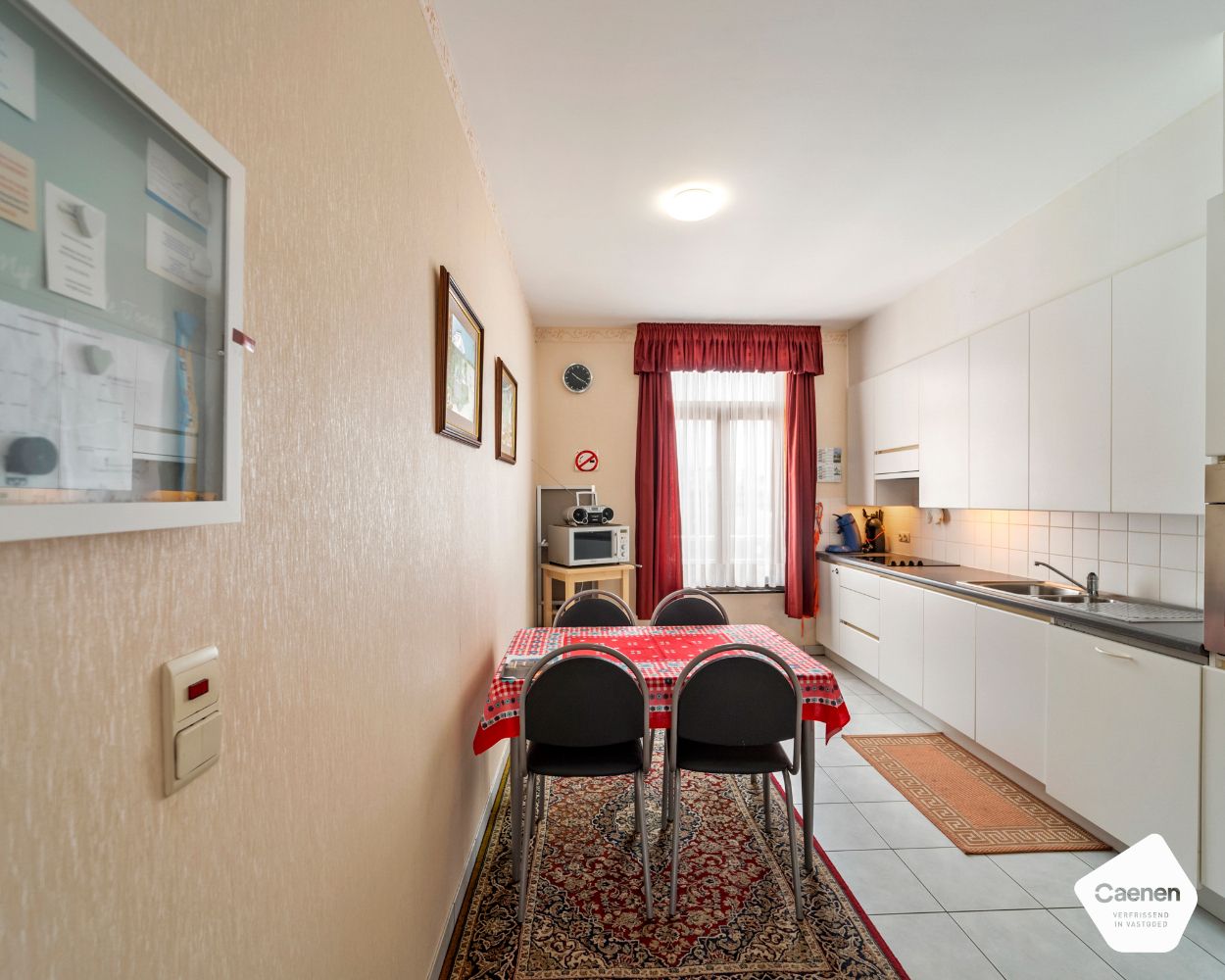 Authentiek ruim twee slaapkamer appartement pal in het centrum van Blankenberge foto 5