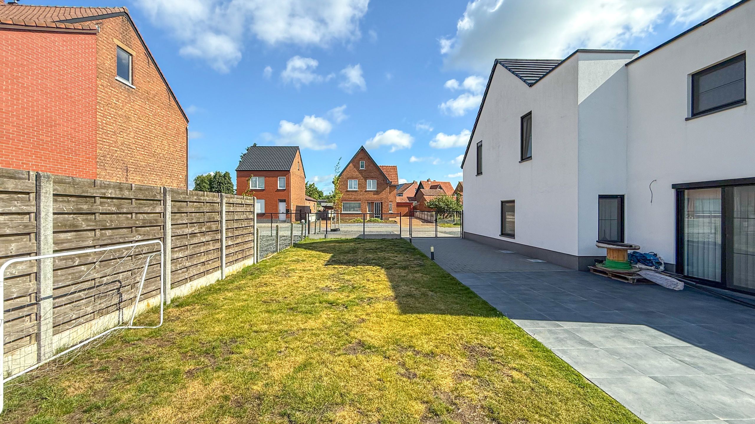 Instapklare, volledig vernieuwde woning met tuin in Beringen foto 28