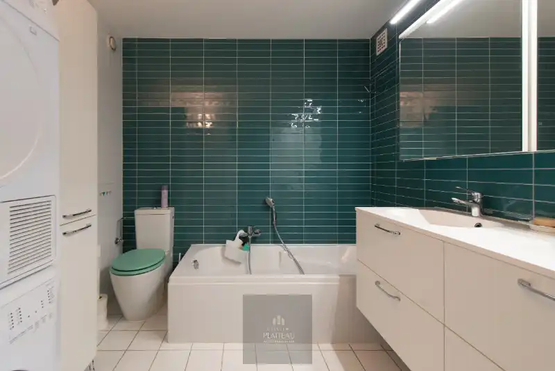 Ruim doorloop-appartement met 2 slaapkamers in de vernieuwde residentie Scorpio op de zeedijk te Nieuwpoort-Bad. foto 18