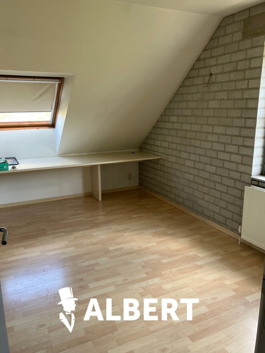 Ruim duplex appartement in Bilzen-Hoeselt te huur! foto 26