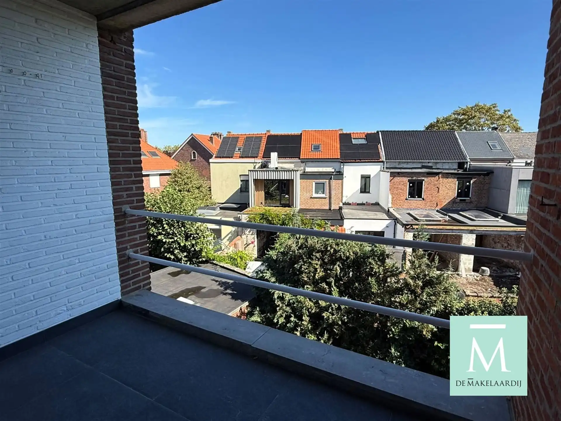 Ruim duplexappartement met 3 slaapkamers nabij het Vrijbroekpark. foto 13