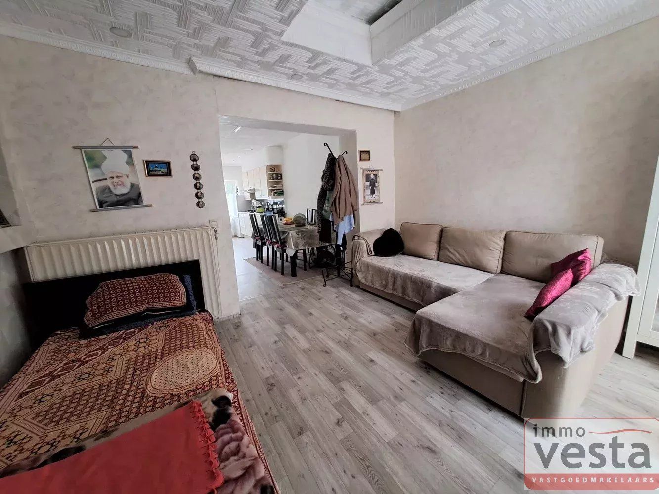 Rijwoning aan de stadsrand foto 6