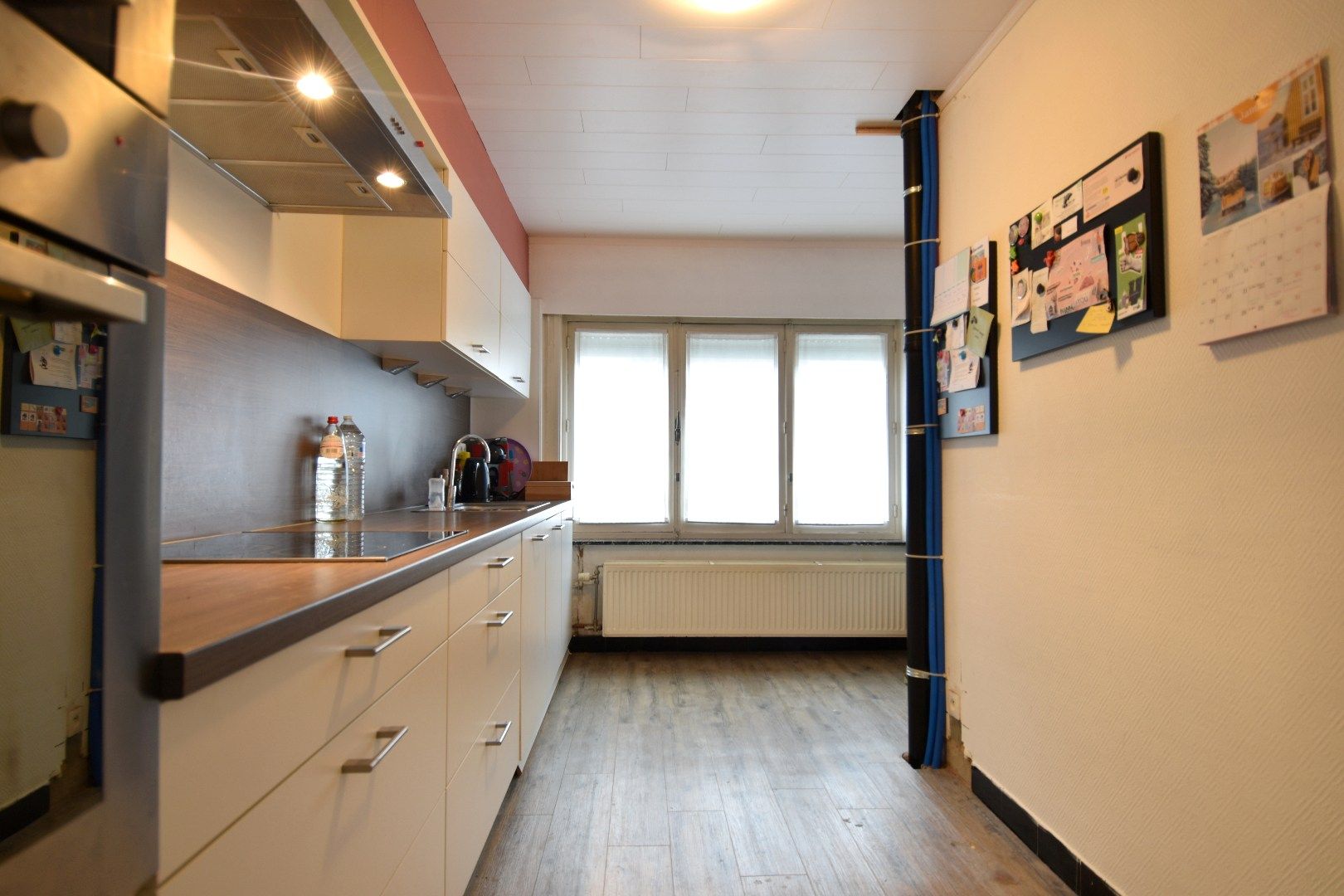 Charmante stadswoning met polyvalente ruimte (48,5 m²) en westgericht terras in hartje Kortrijk foto 7