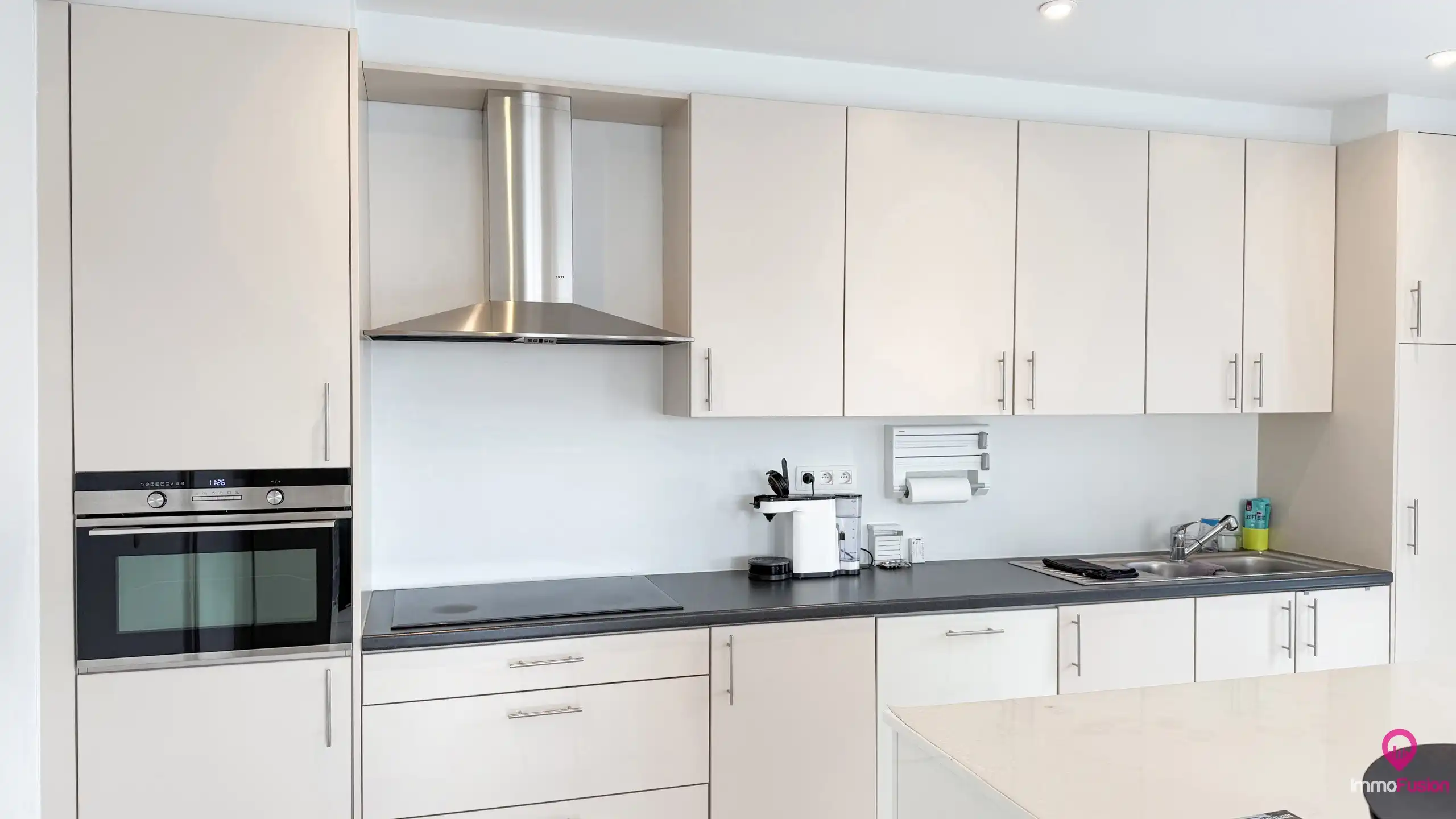 Veelzijdig industrieel pand met ruime woonst en zonnepanelen foto 41