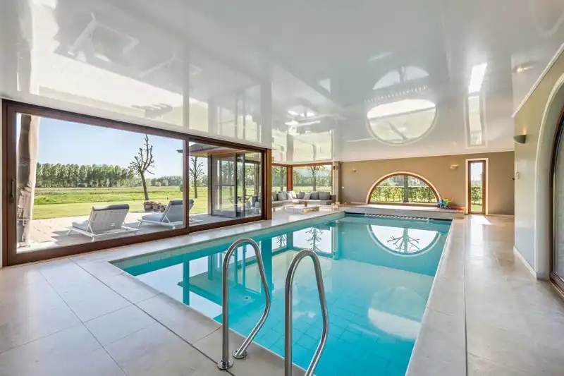 UNIEKE VILLA MET WEILAND EN PAARDENSTALLEN OP EEN TOPLOCATIE TE KOOP IN MENDONK (GENT) foto 13