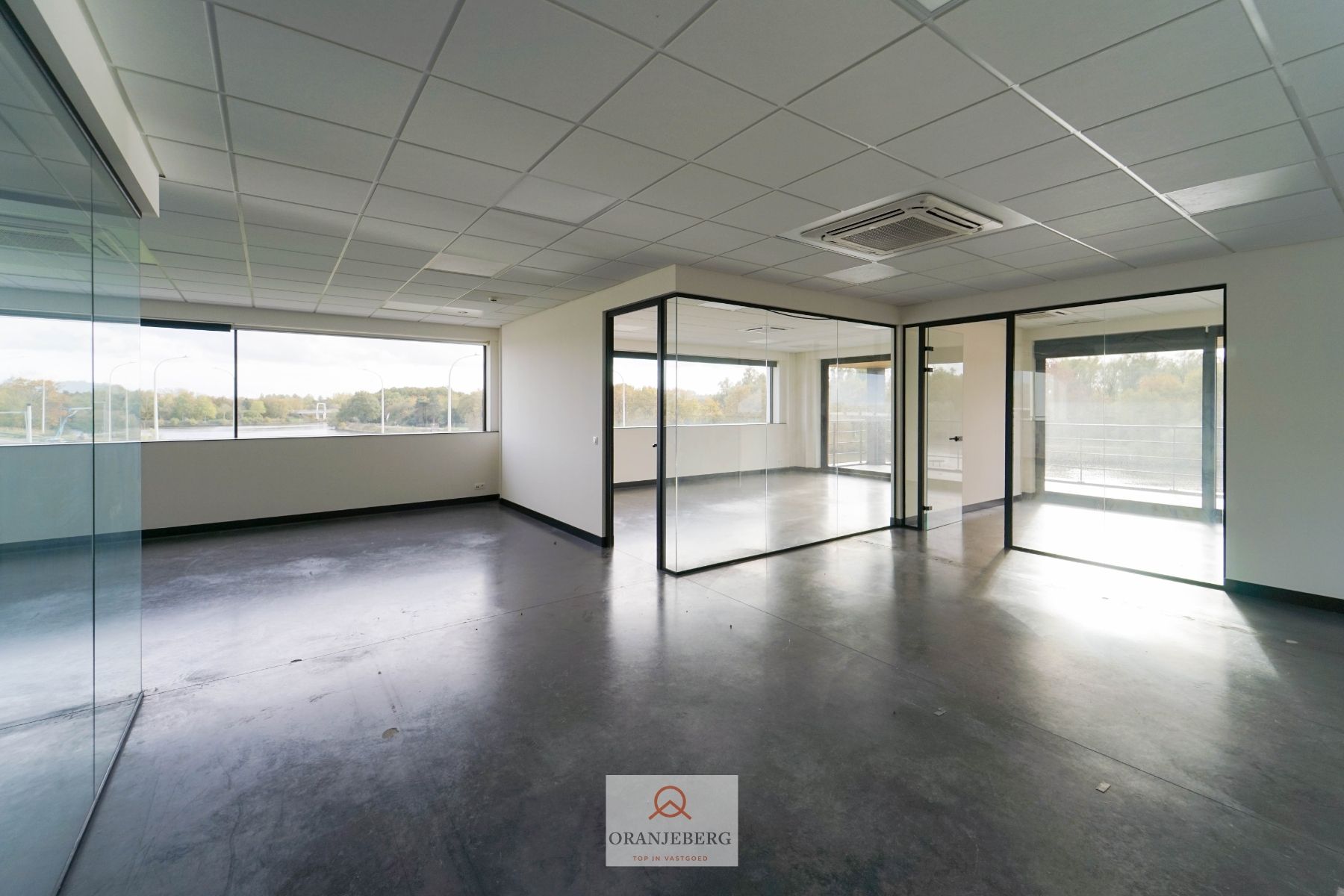 4 ruime en moderne kantoorruimtes te HUUR in EVERGEM foto 27