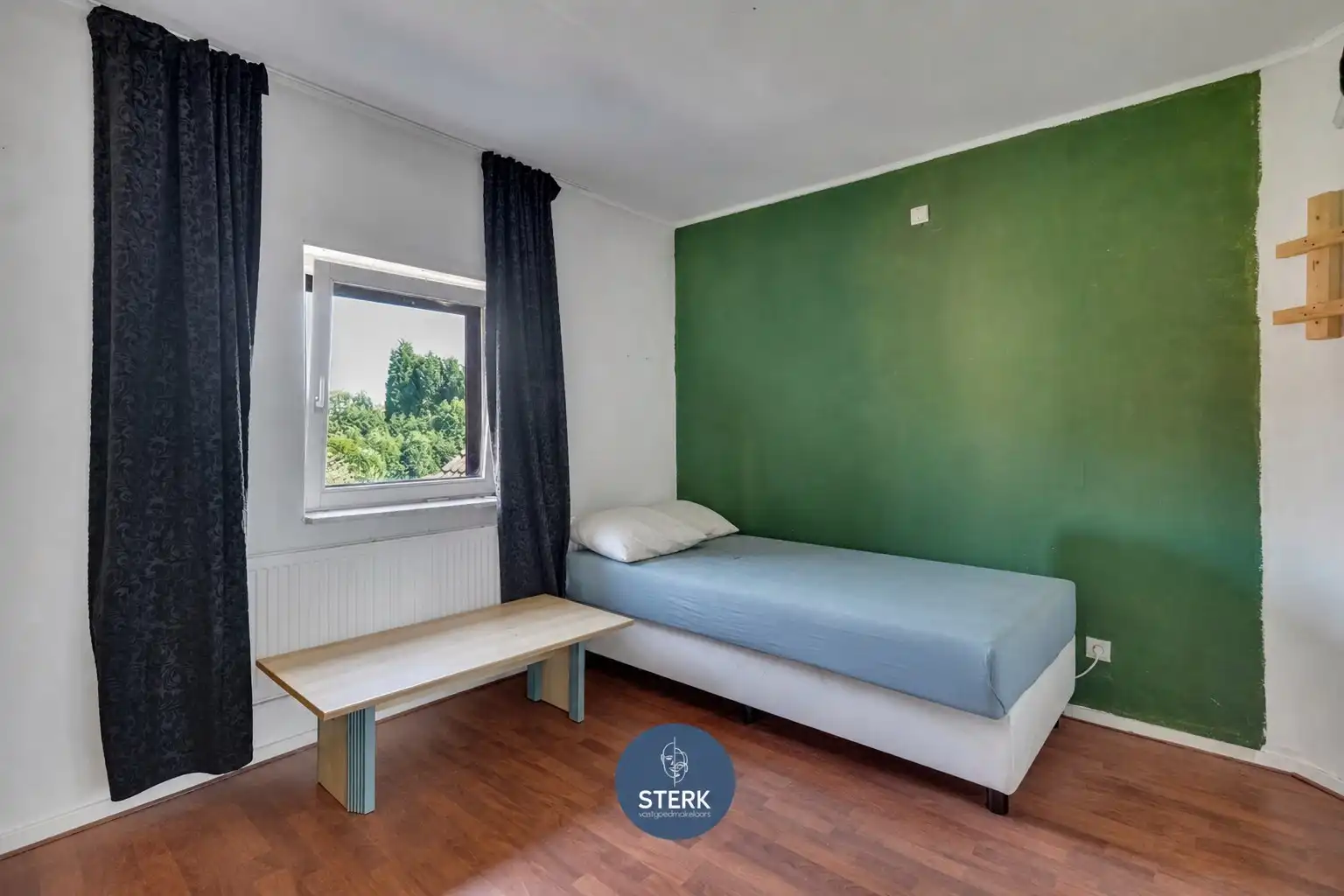 RUIME GEZINSWONING MET 7 SLPKS + 2 BADKAMERS NABIJ DE NEDERLANDSE GRENS !   foto 12