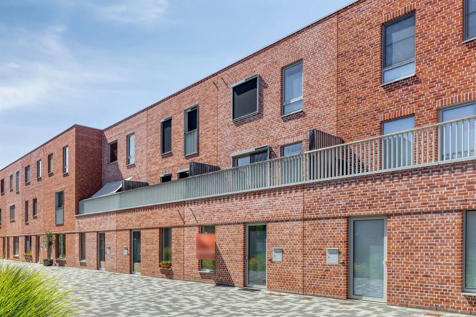 BEN woning met 4 slaapkamers in centrum Oudenaarde foto {{pictureIndex}}