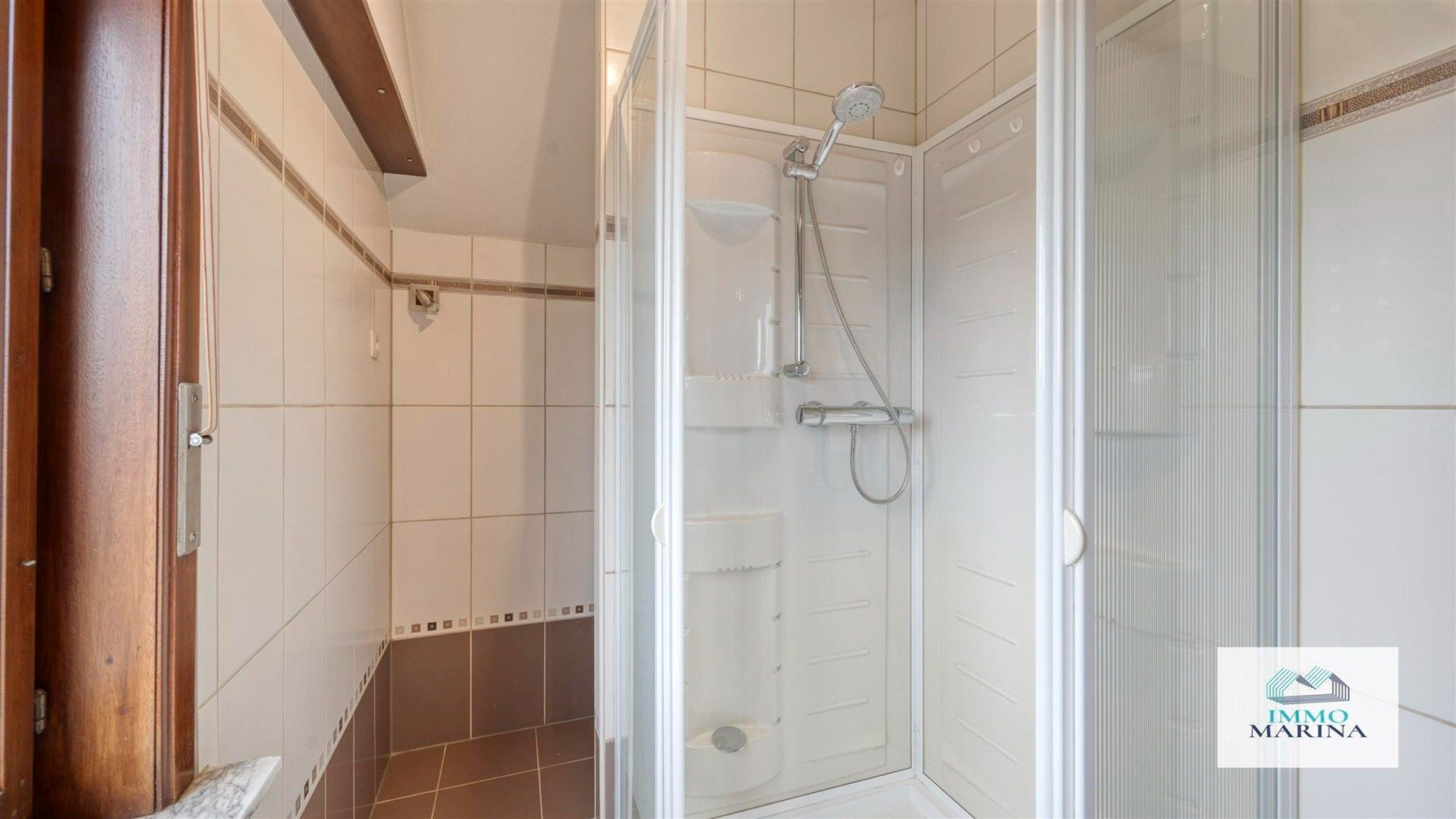 Rustig gelegen woning met tuin, 3 slpks en 2 garages te Begijnendijk  foto 10