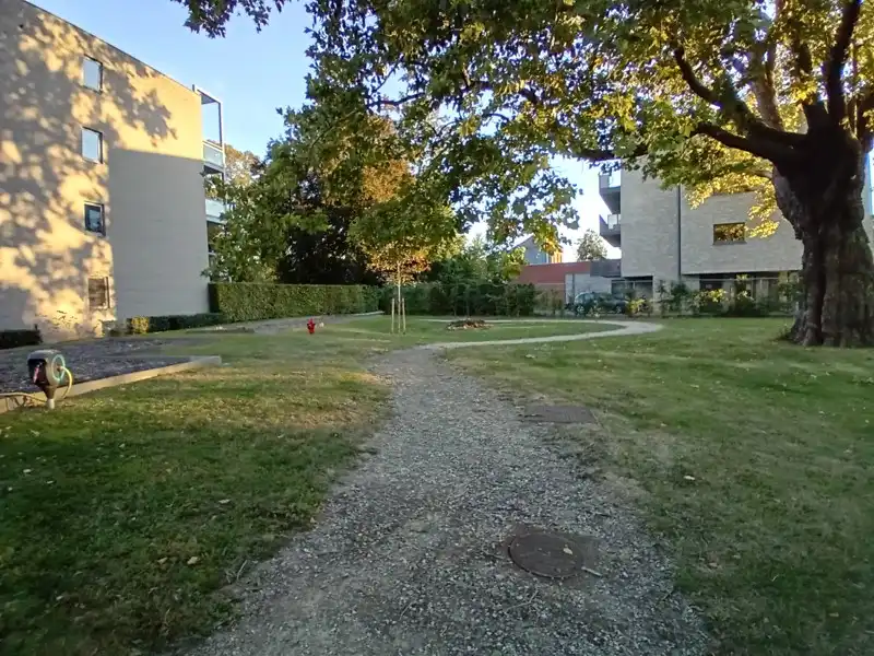 Comfortabel wonen vlakbij het centrum met eigen parking foto 25