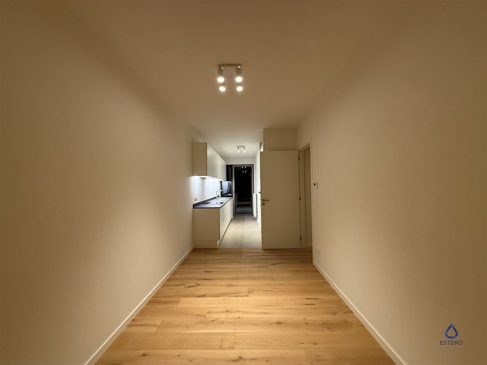 Modern nieuwbouwappt 2-SLK met Terras te Tour & Taxis foto 5