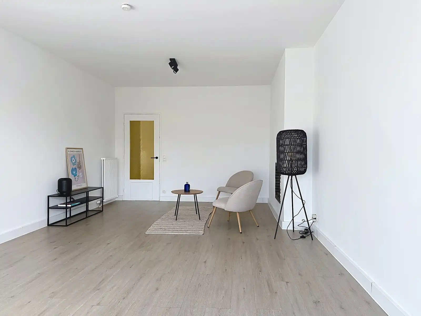 Instapklaar appartement met 3 kamers op een toplocatie! foto 3