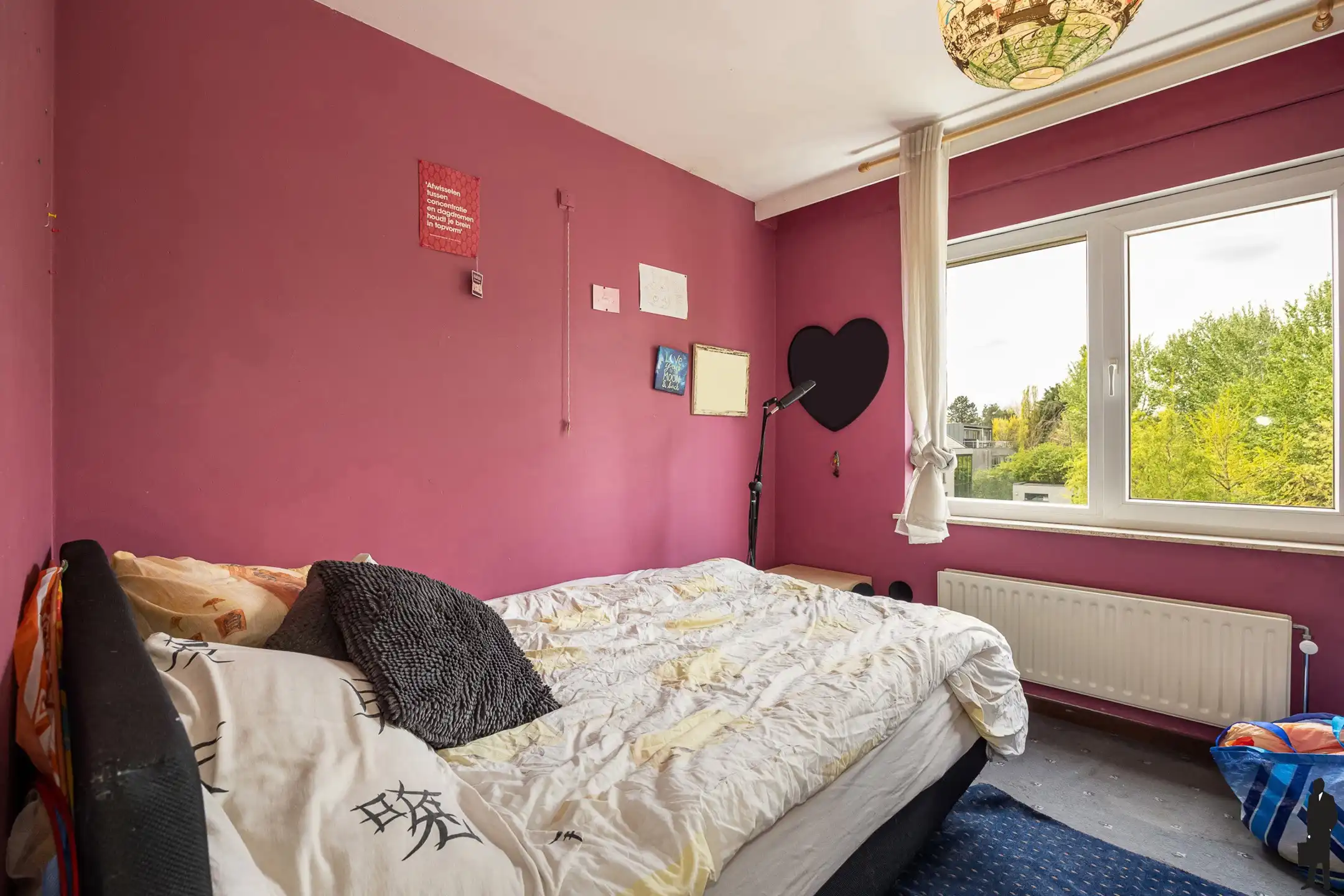 Ruim appartement met terras & garage te Burcht  foto 9