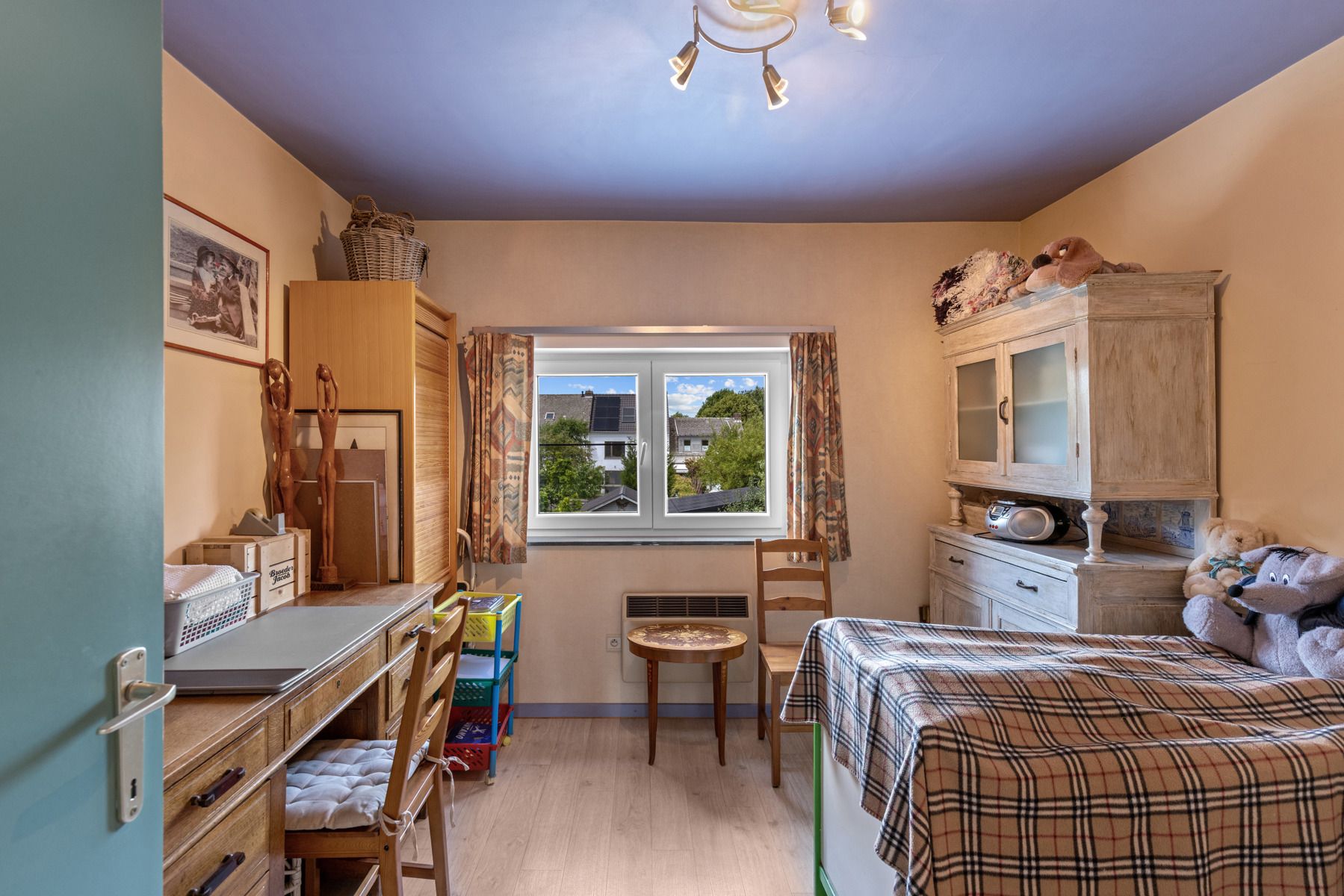 Charmante, instapklare, woning in residentiële wijk foto 18