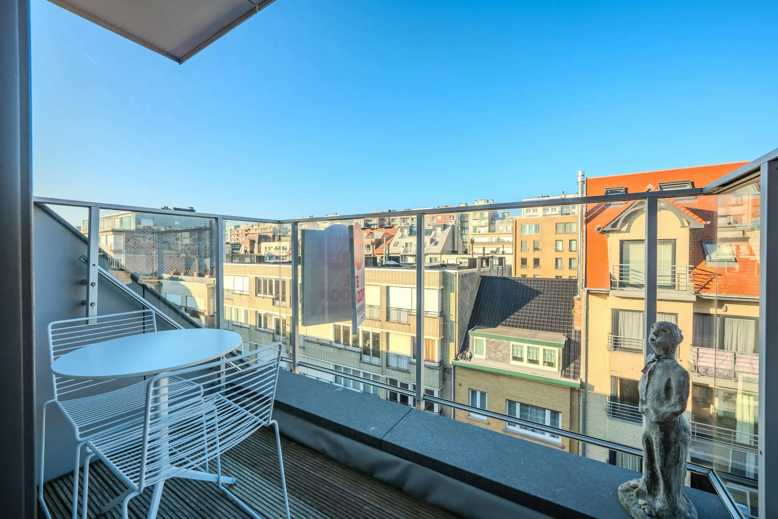 Modern duplex appartement vlak achter de vernieuwde Zeedijk! foto 6