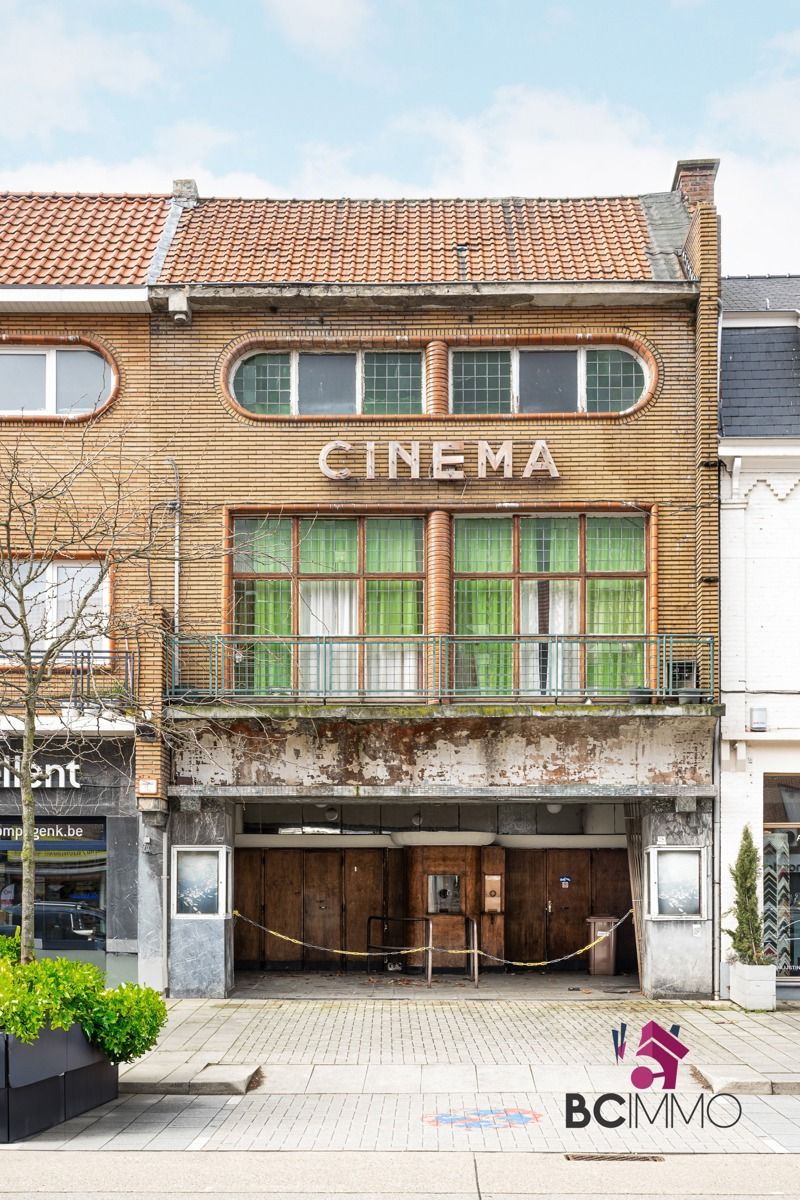 Cinema Victoria staat TE KOOP in Genk.  foto 1