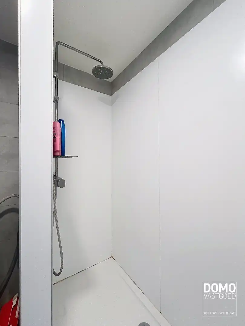 RUIM 2-SLAAPKAMERAPPARTEMENT MET TWEE TERRASSEN EN ENERGIELABEL B foto 18