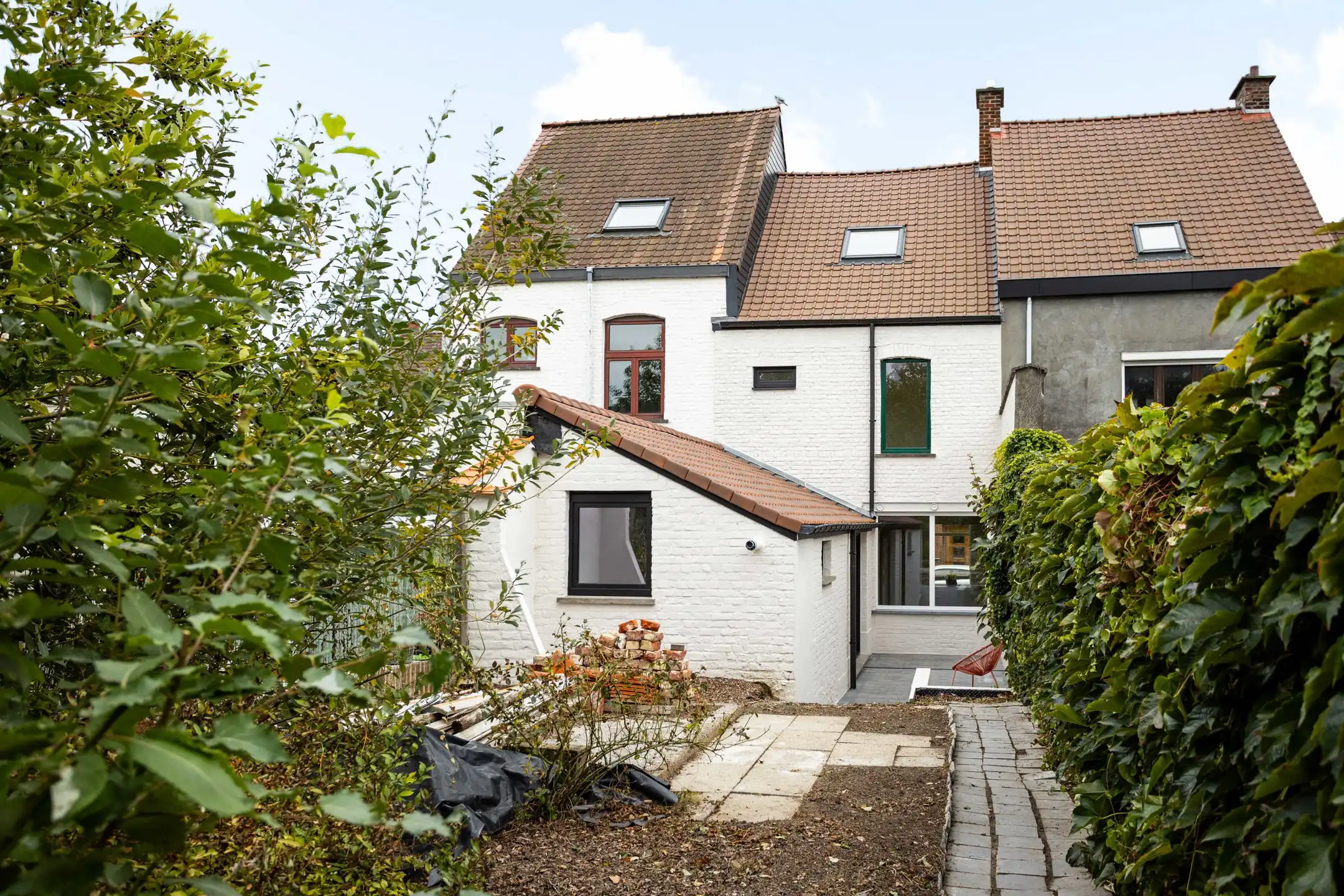 Volledig gerenoveerde woning met 4 slaapkamers foto 26