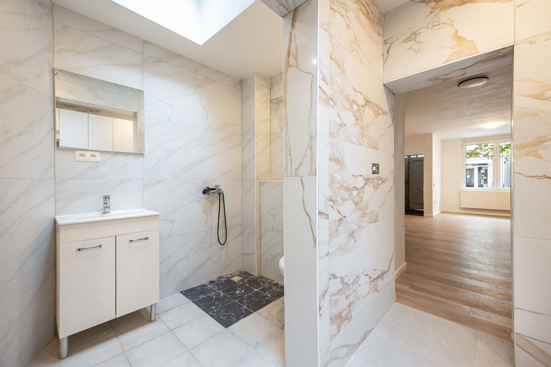 Leuke woning met veel potentieel foto 4