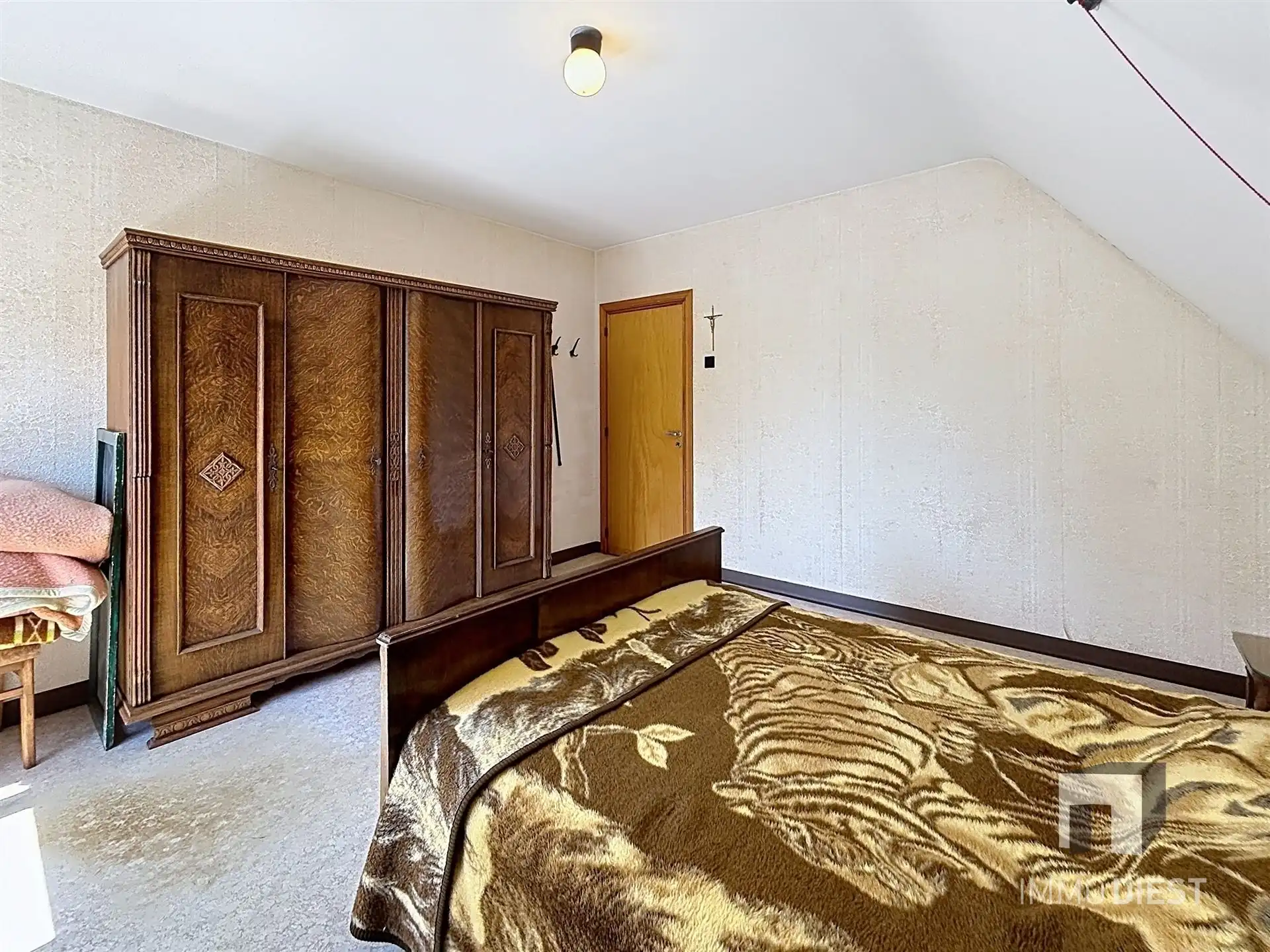 ZATERDAG 13.06 KIJKMOMENT VAN 13.00U TOT 15.00U. Charme troef in deze te renoveren woning op een ruim perceel te Vorst! foto 24