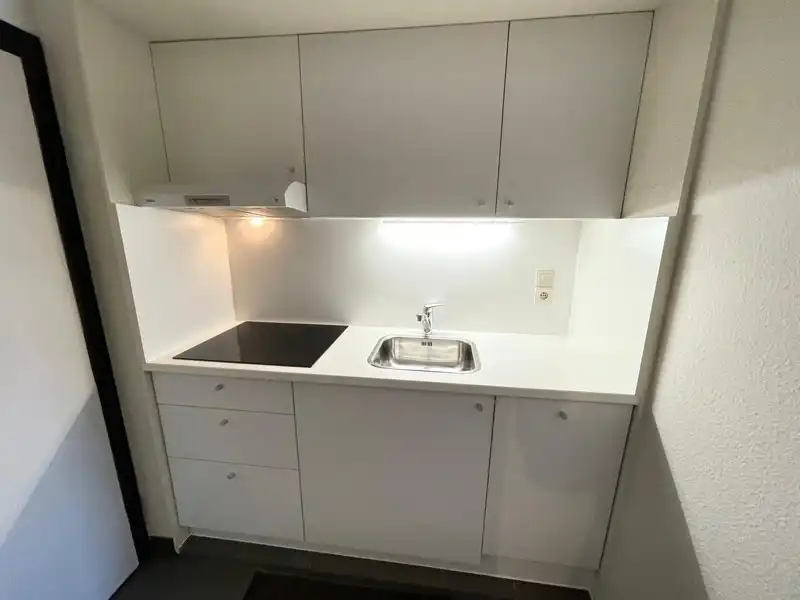 GEMEUBELDE STUDIO IN HET STADSCENTRUM foto 5