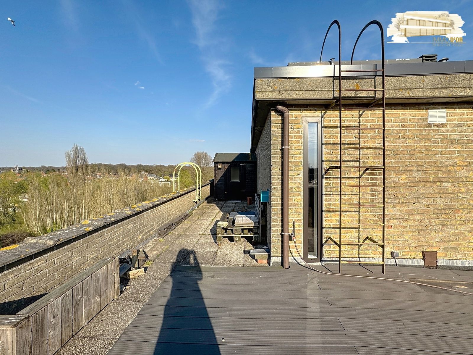 Prachtig dakappartement met een zeer groot Zuid en W-terras  foto 24