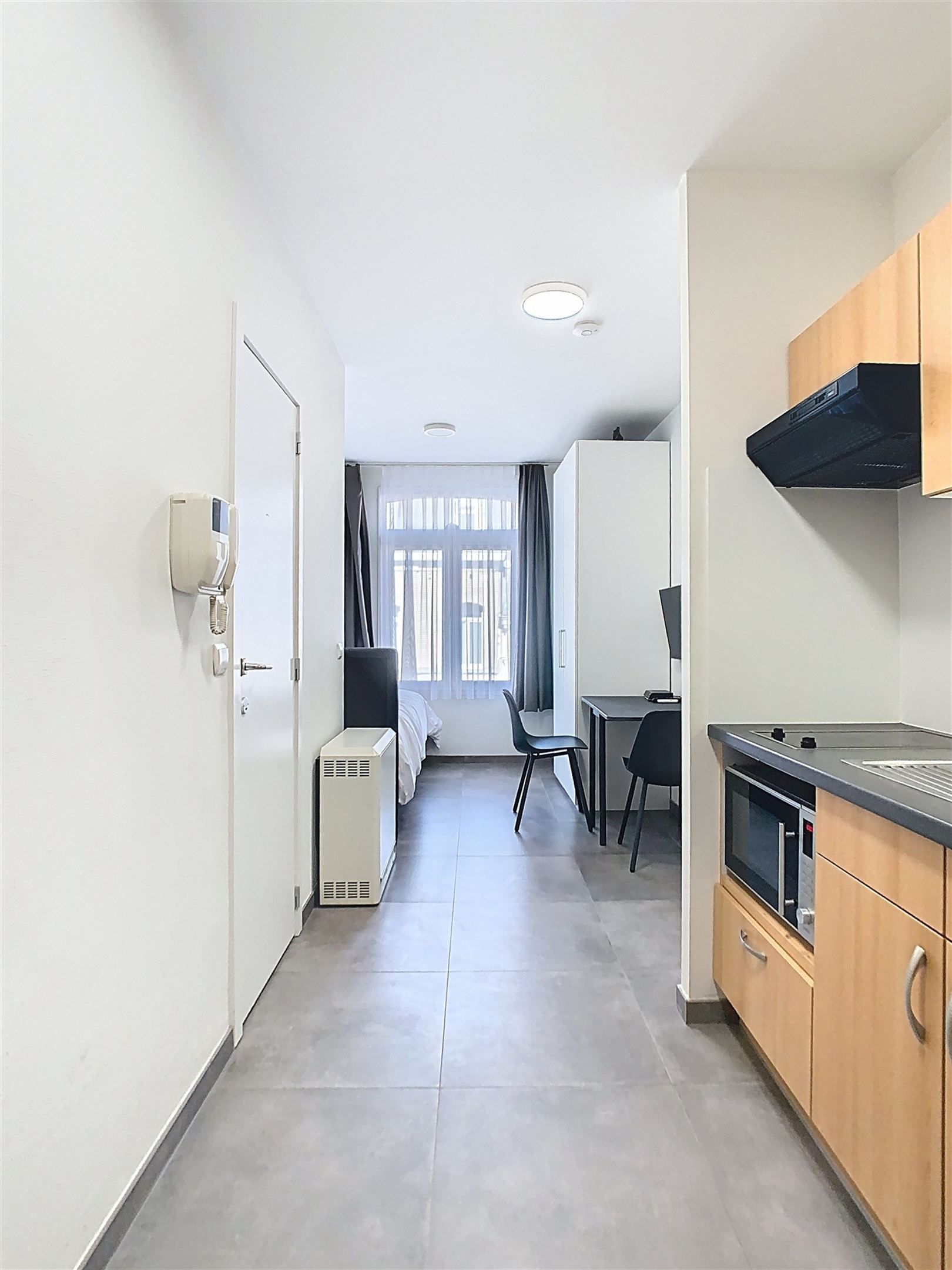 STUDIO TE KOOP IN EUROPESE WIJK foto 4