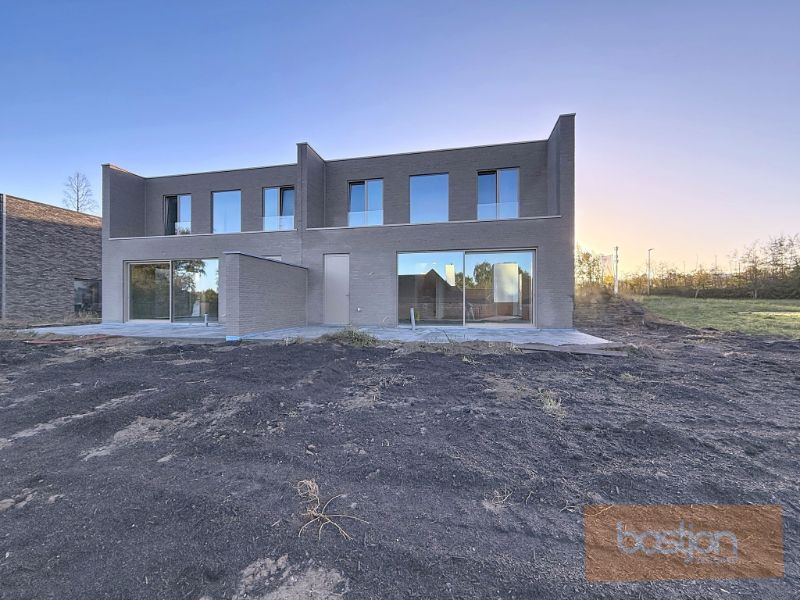 🏡 Te huur: 2 nieuwbouwwoningen in residentiële wijk Rodenburg, Marke foto 2