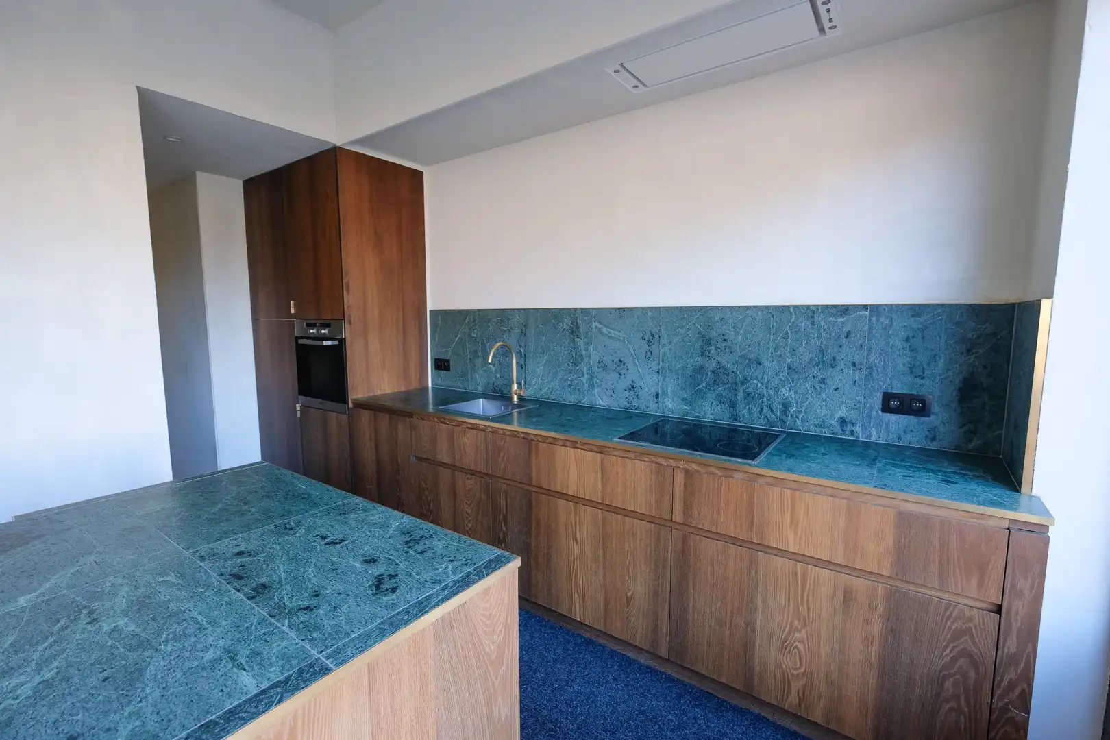 Luxueus appartement te huur op topligging in Maldegem! foto 7