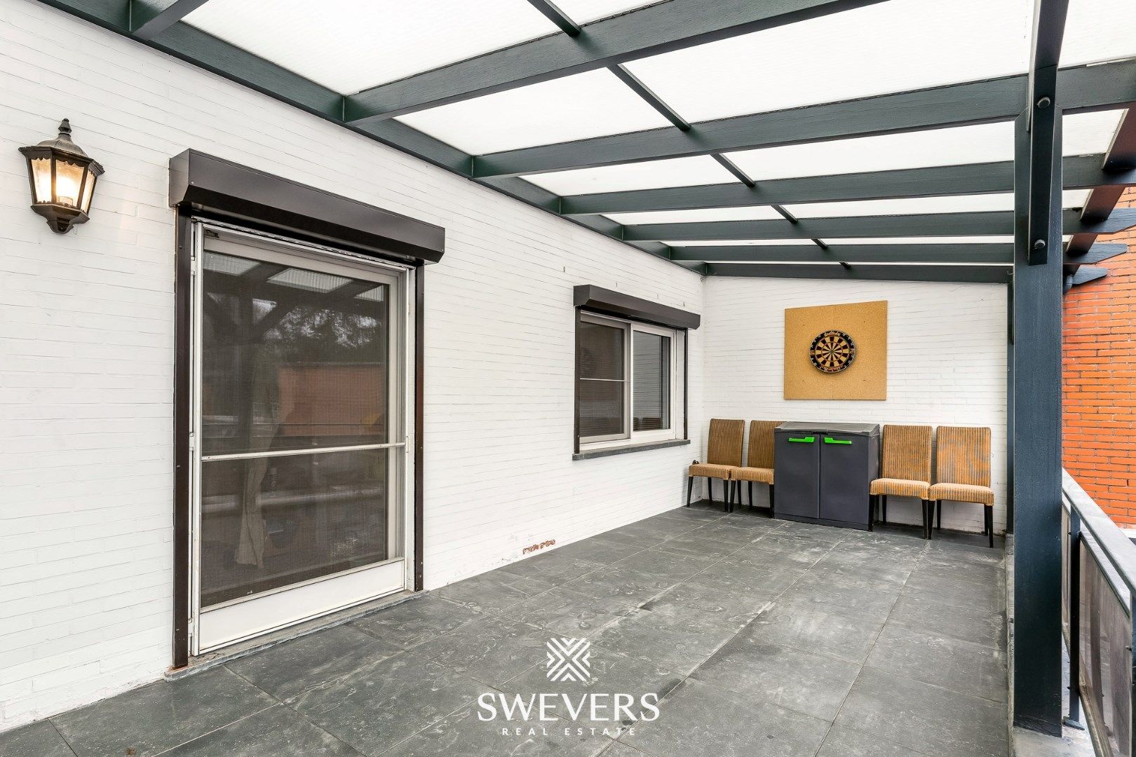 Volledig gerenoveerd appartement van 102 m² met ruim terras en garagebox foto 23