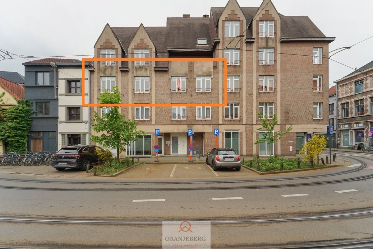 Ruim 2 slpk-appartement vlakbij Begijnhof en Gravensteen foto 42