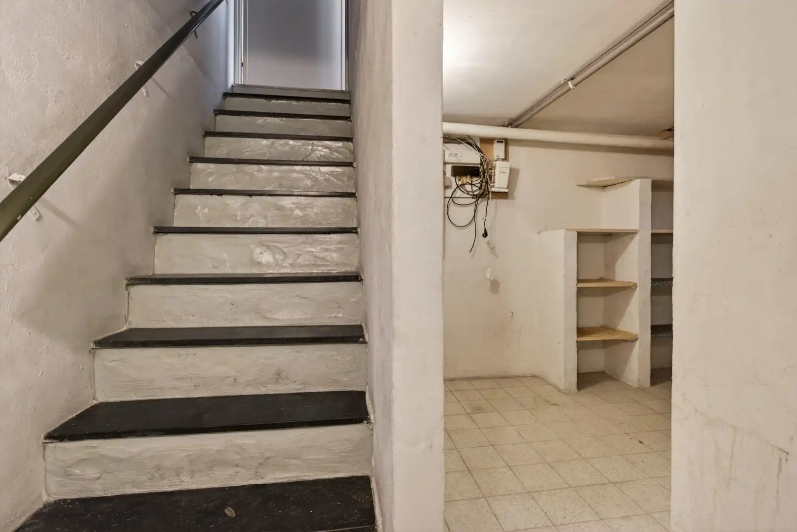 Ruime gelijkvloerse woning met veel potentieel op rustige ligging in Mol foto 37