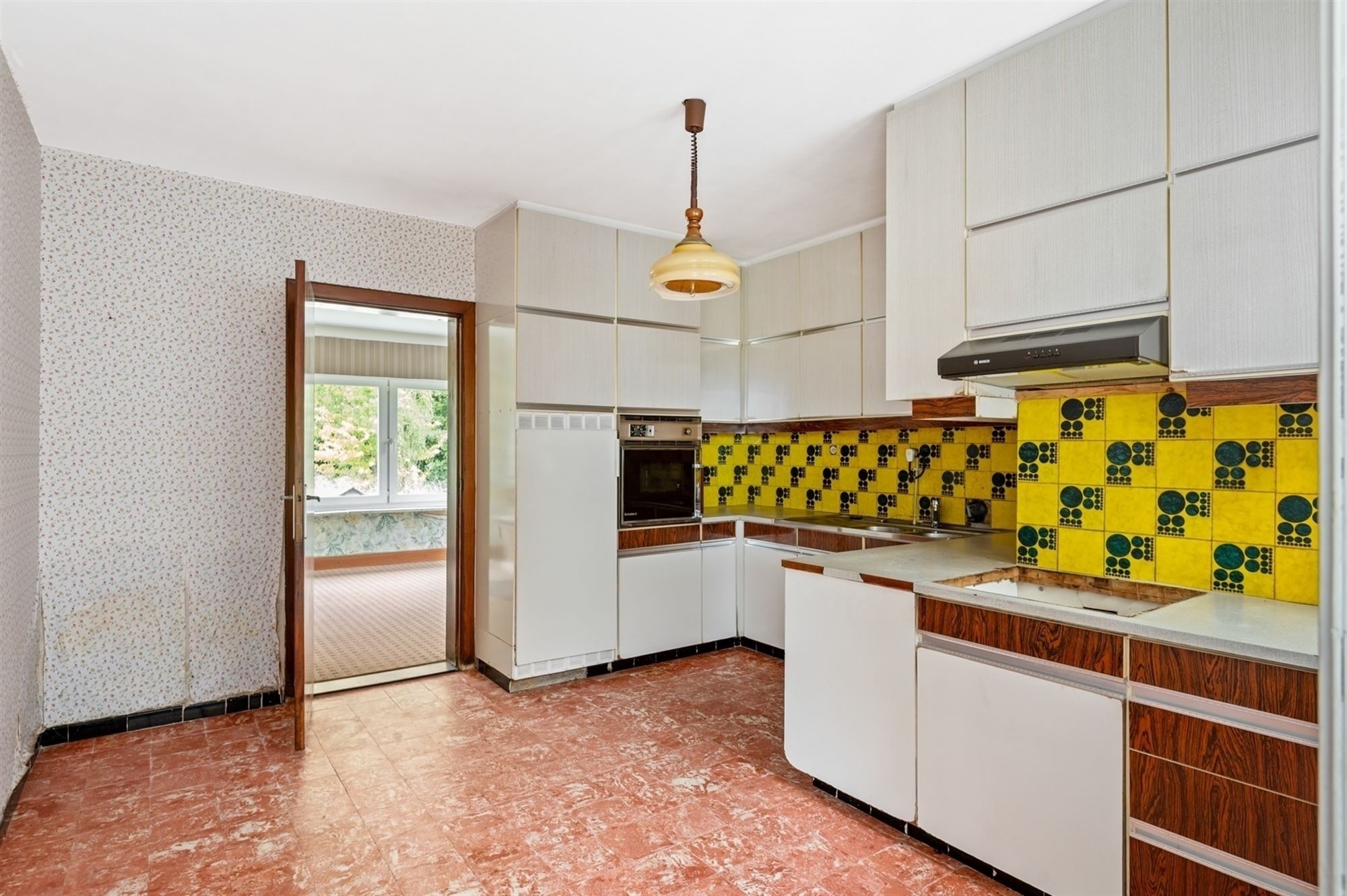 Te renoveren woning met 5 slpks te Koningshooikt foto 9